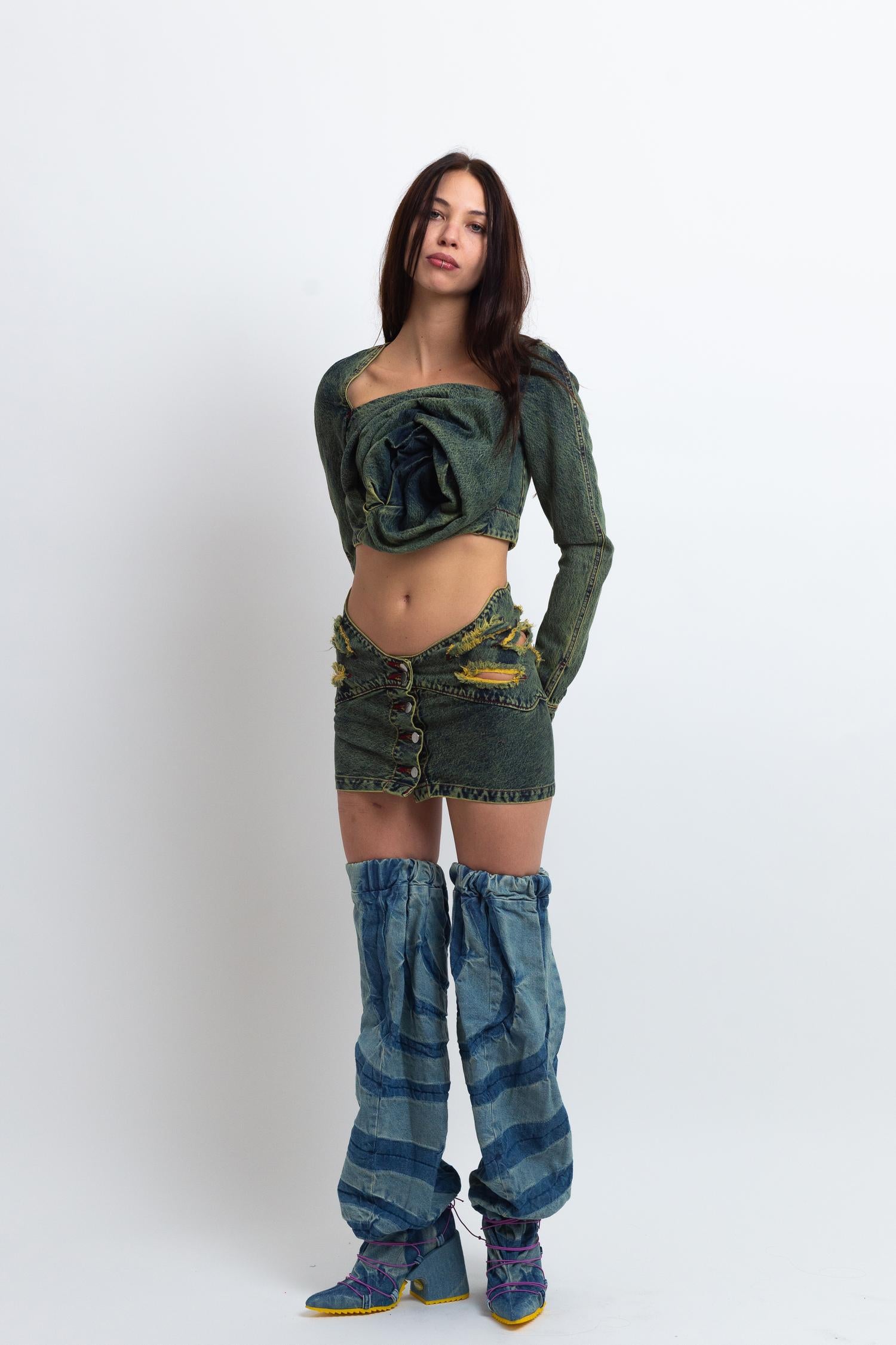 Butterfly waistband mini skirt