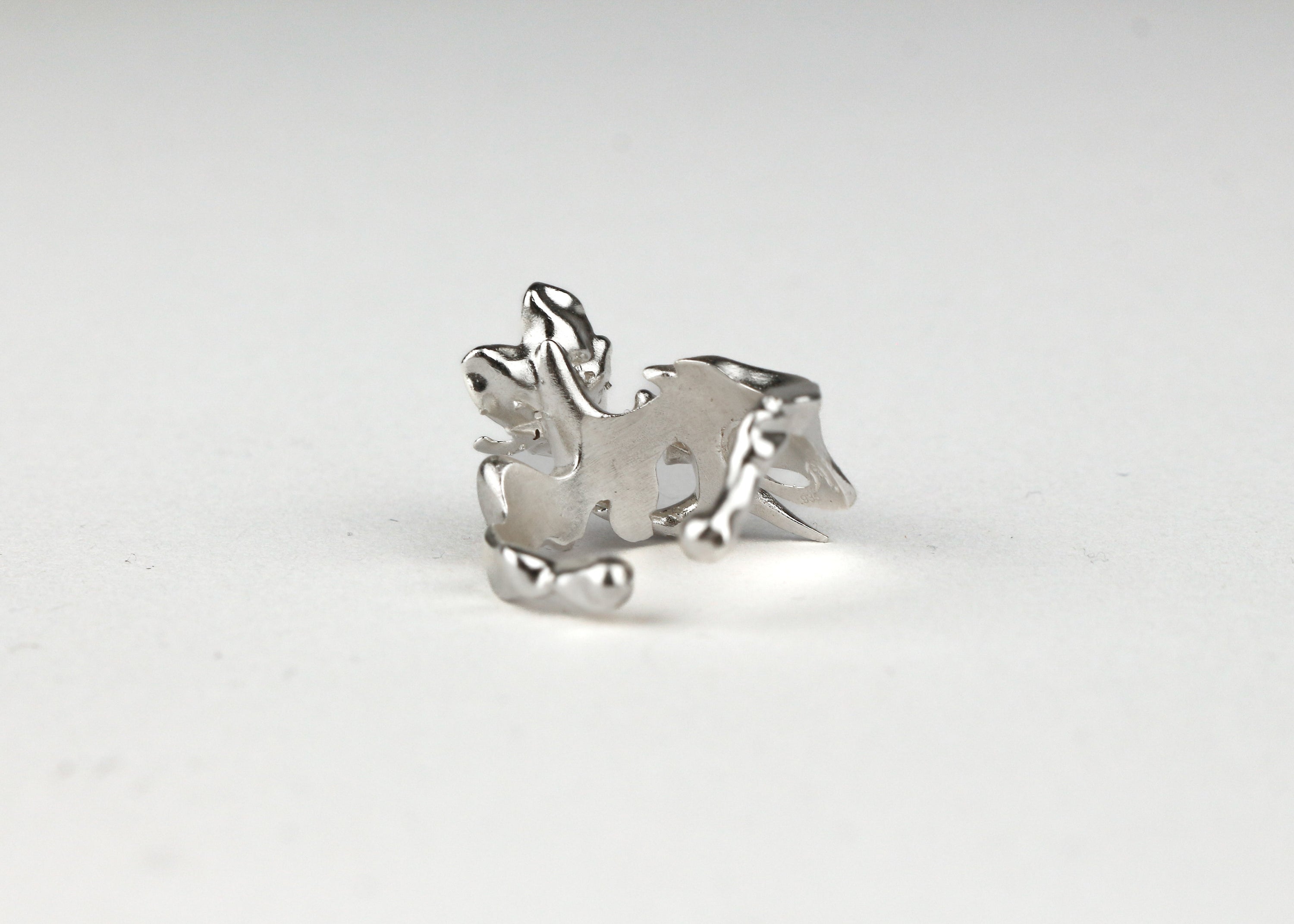 Sonic bloom ring