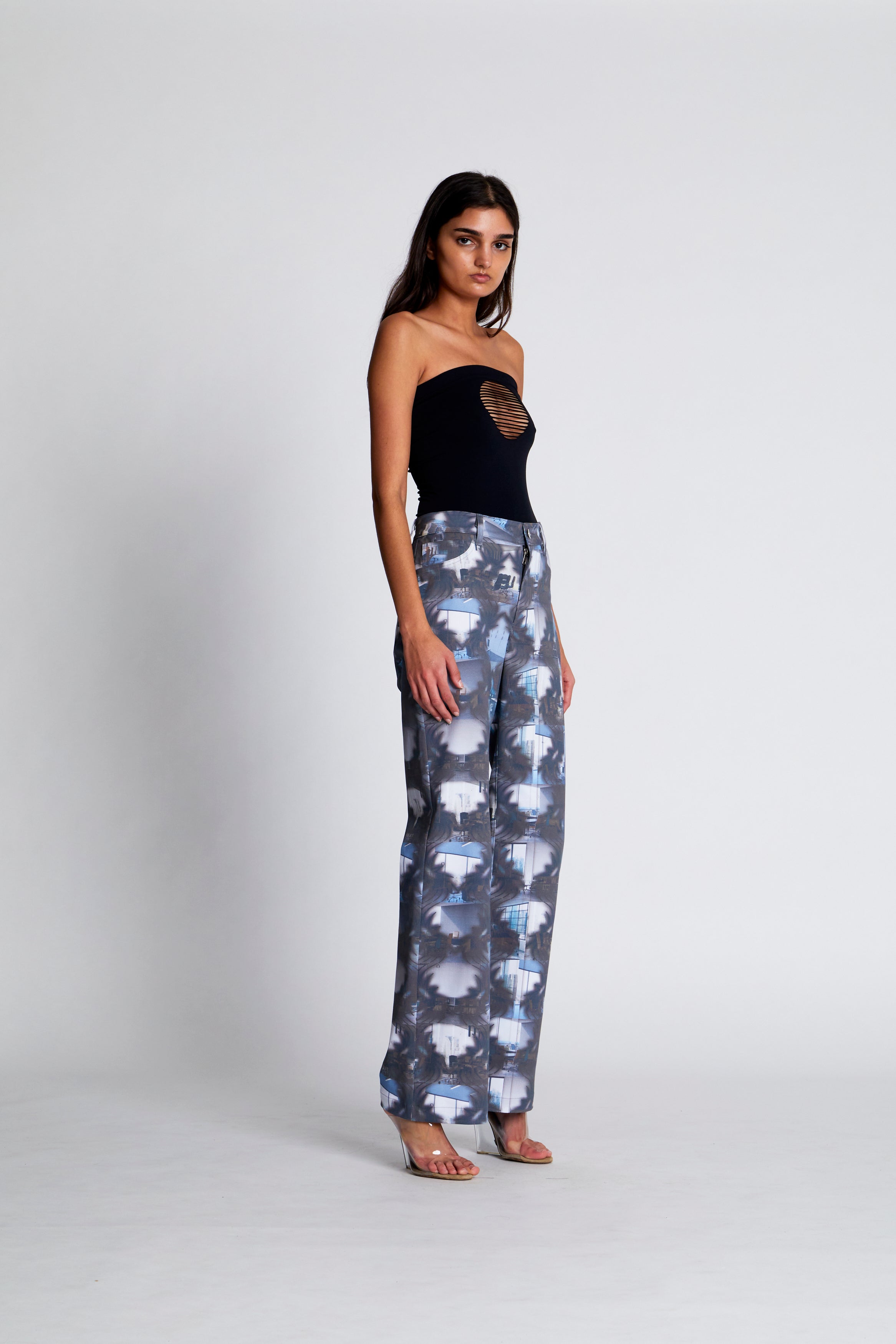 Satellite tube top
