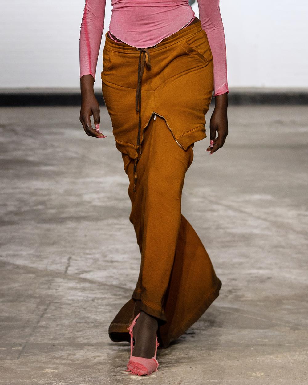 Drop Trail Skirt