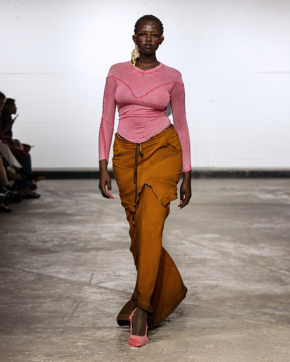 Drop Trail Skirt