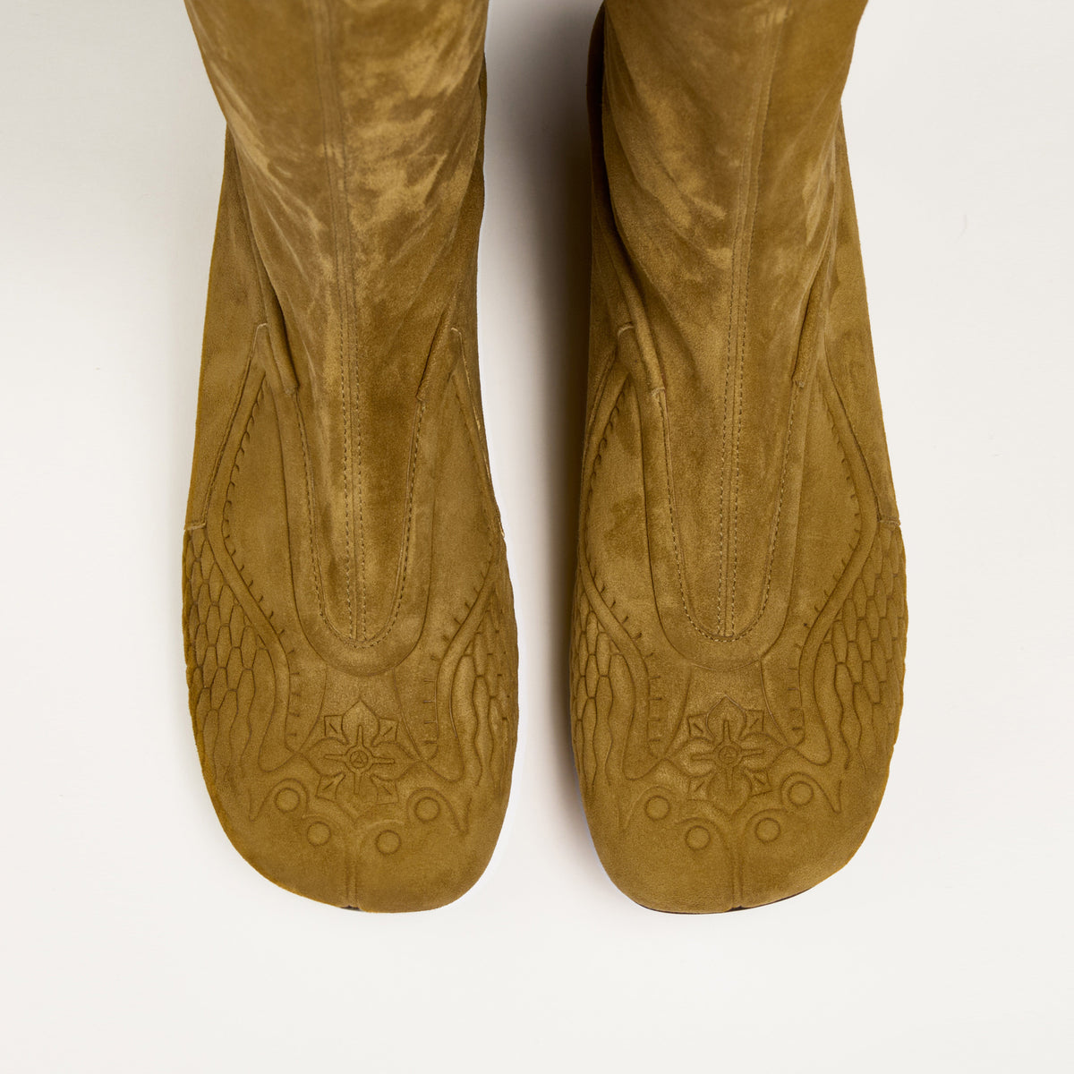 Fymryn boots