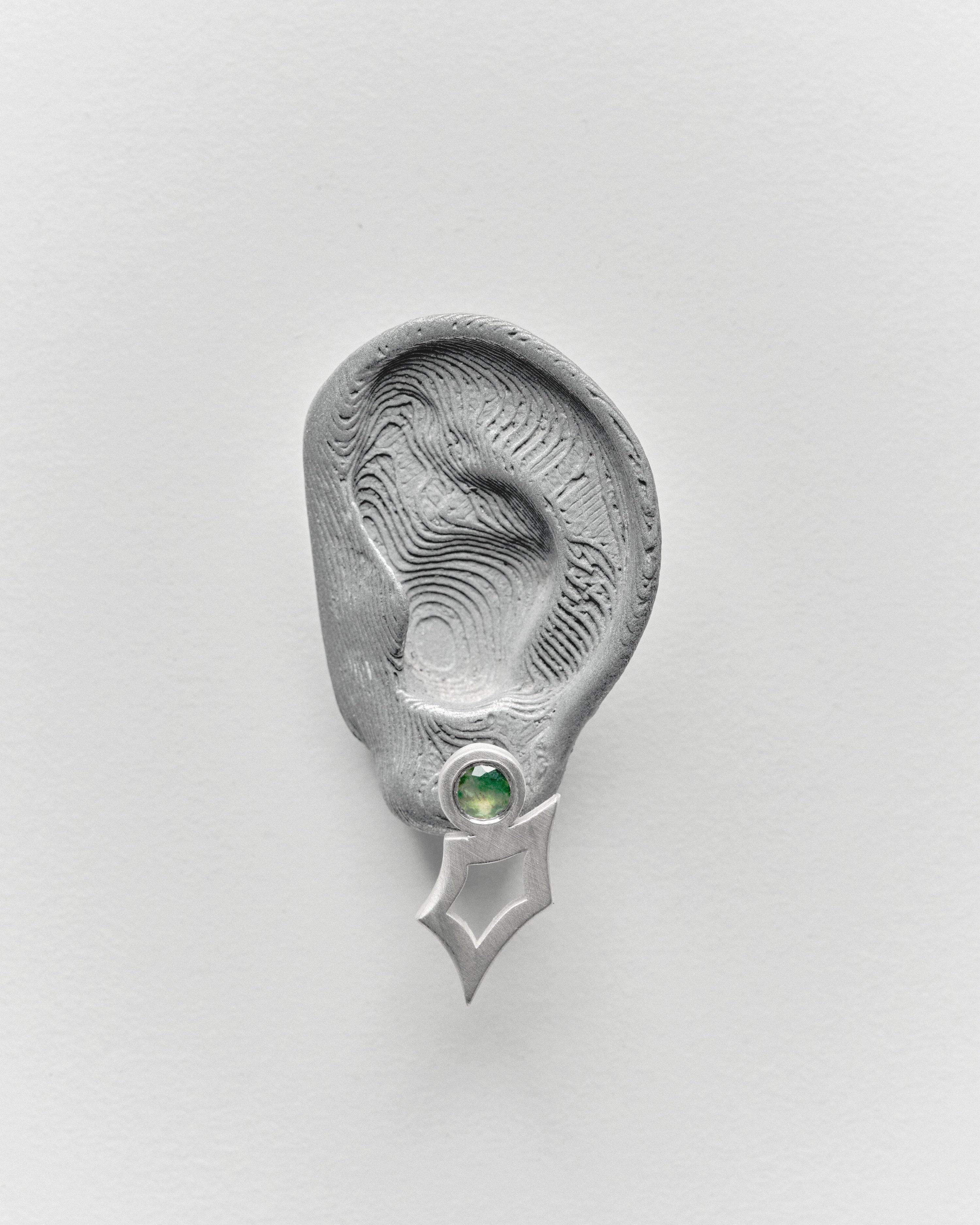 Luster earring