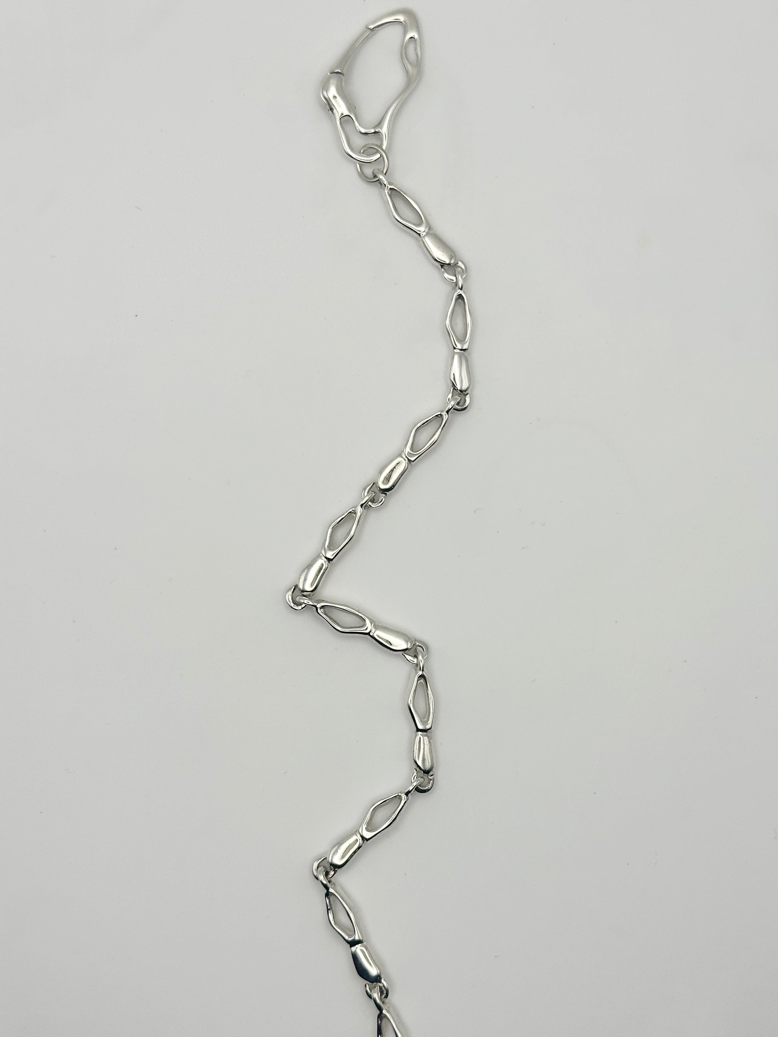 Pebble chain necklace