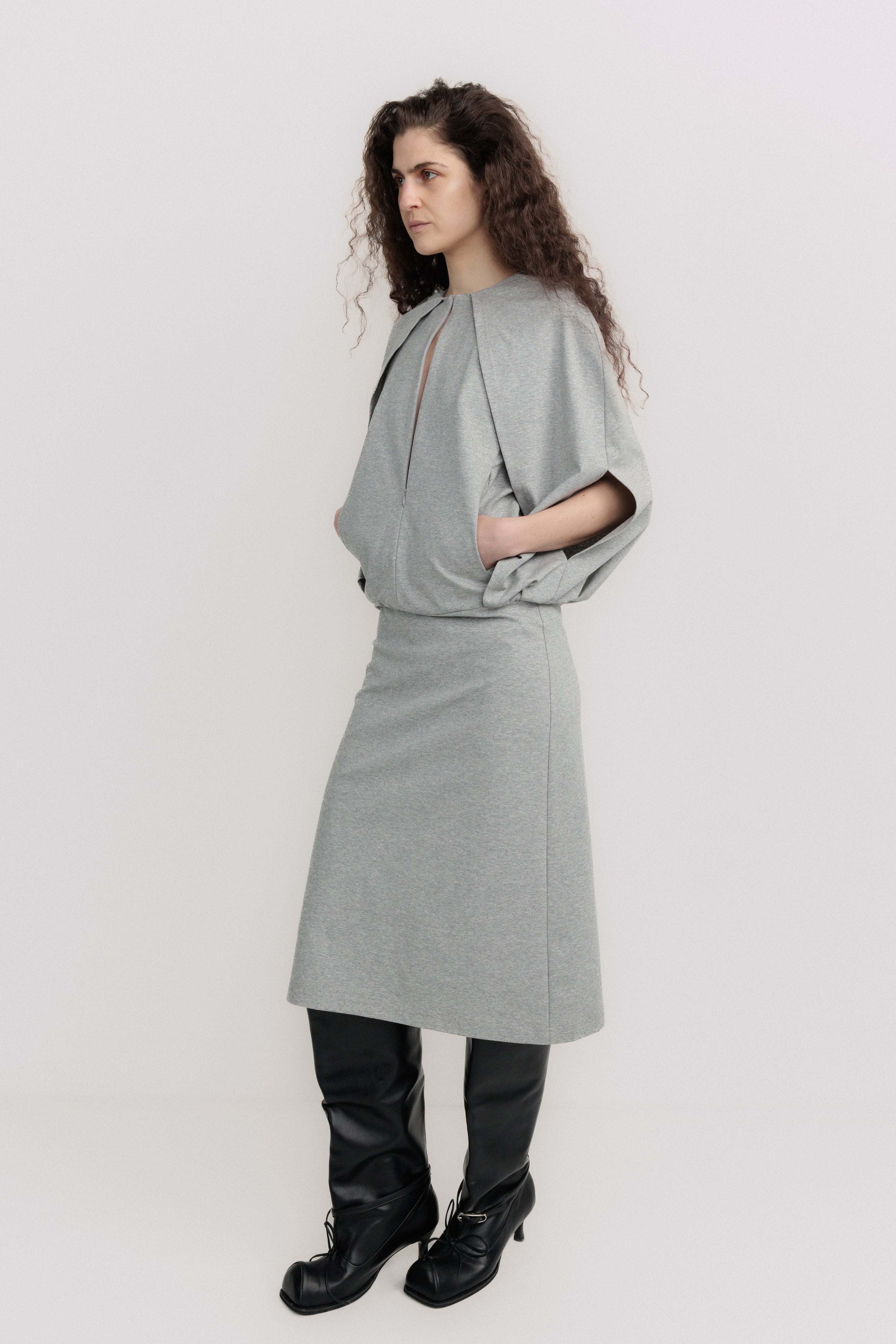 Cape dress grey
