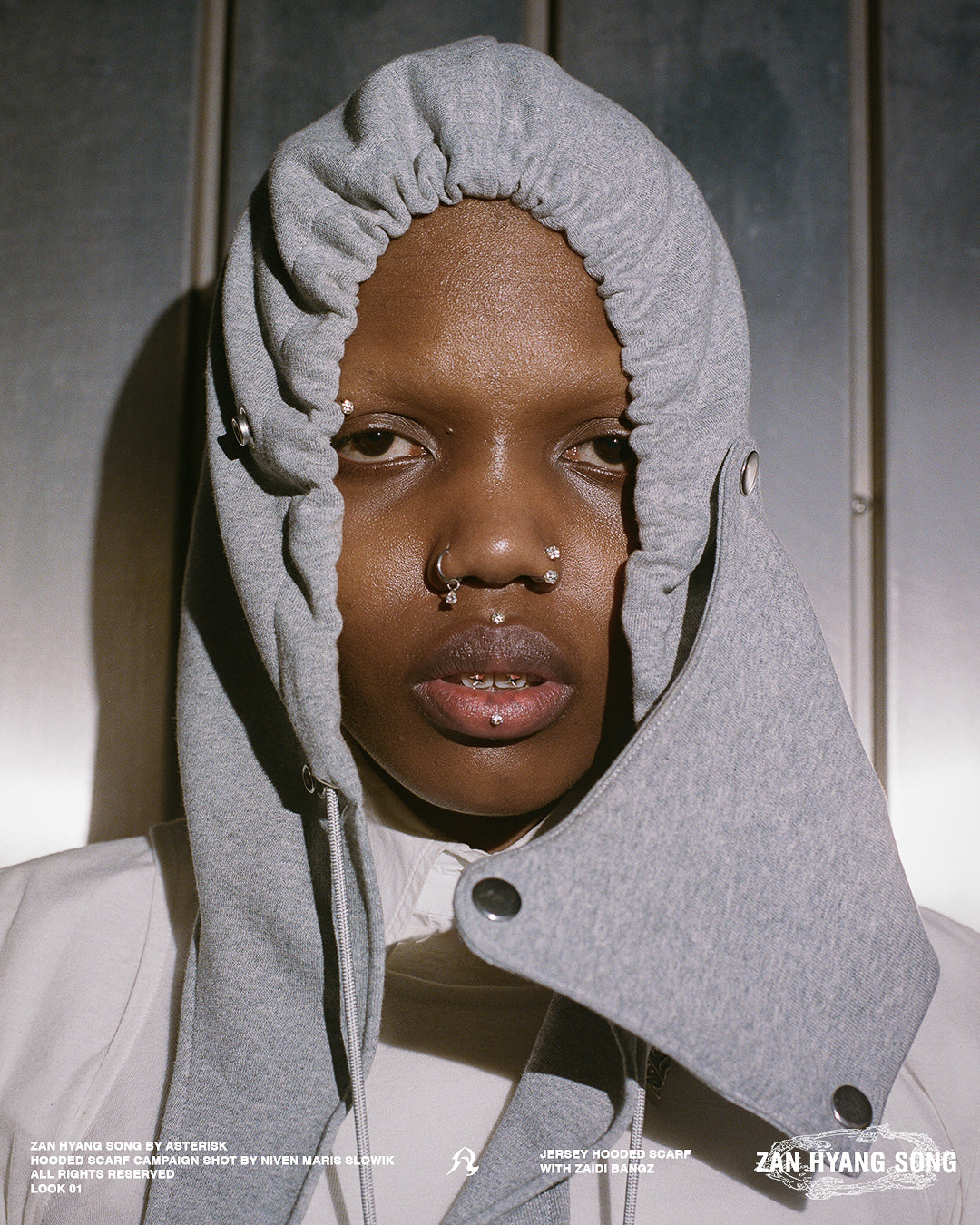 Jersey hooded scarf