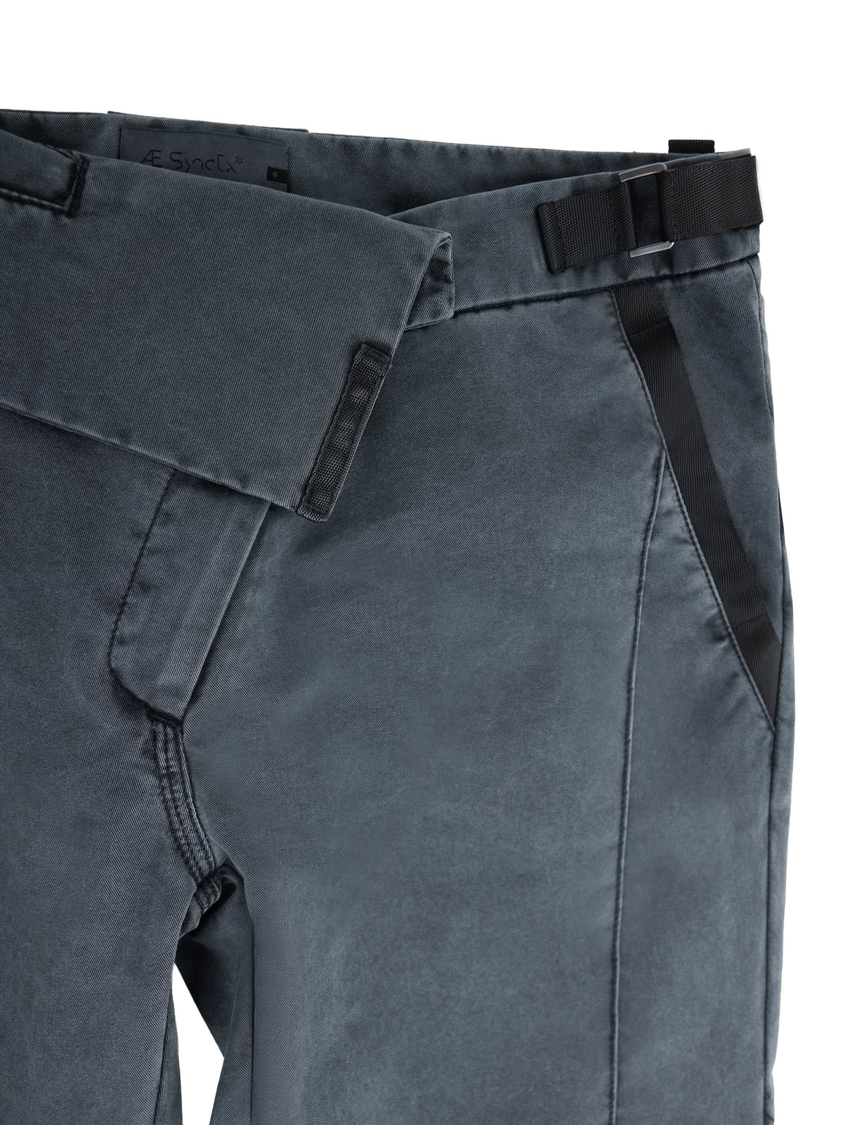 Asymmetric waist pants