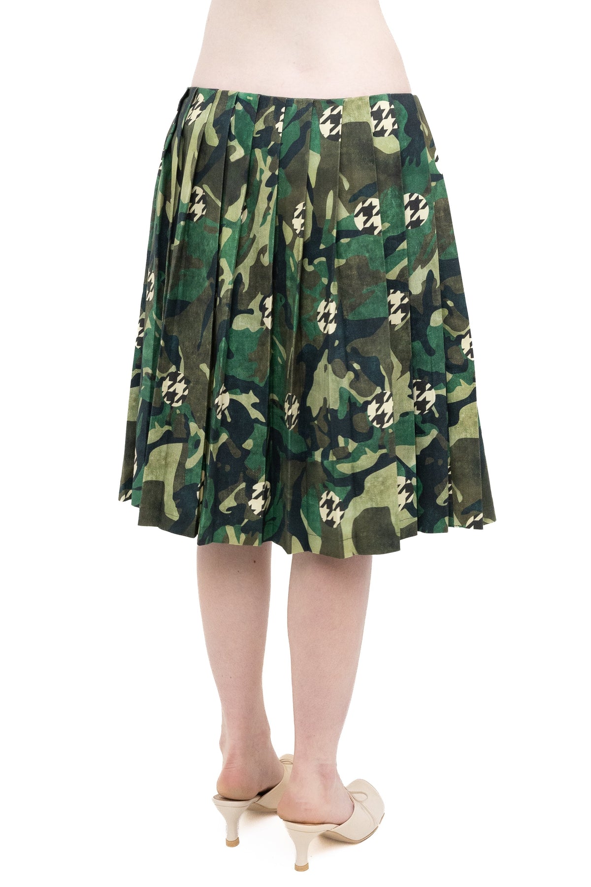 Pleated camo skirt