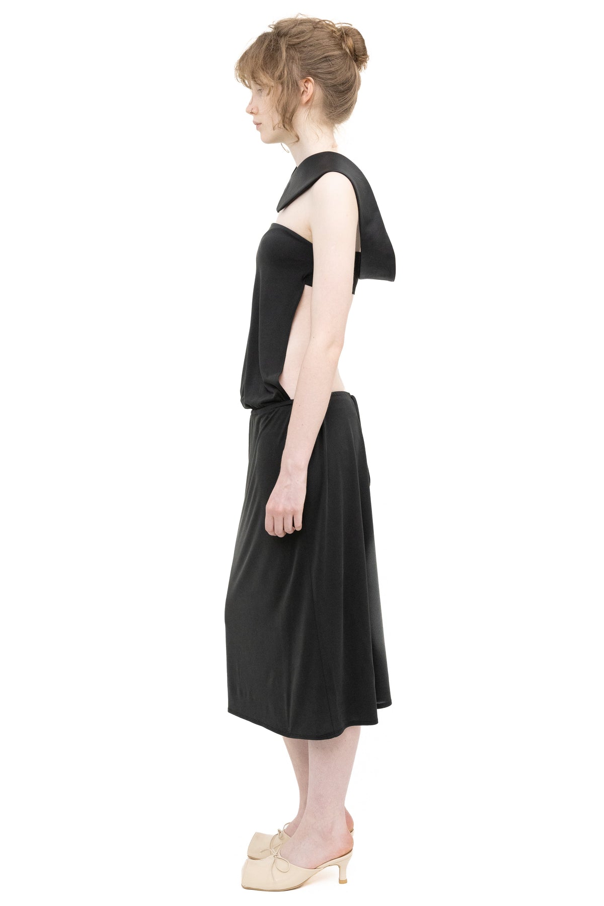 Backless tube dress black