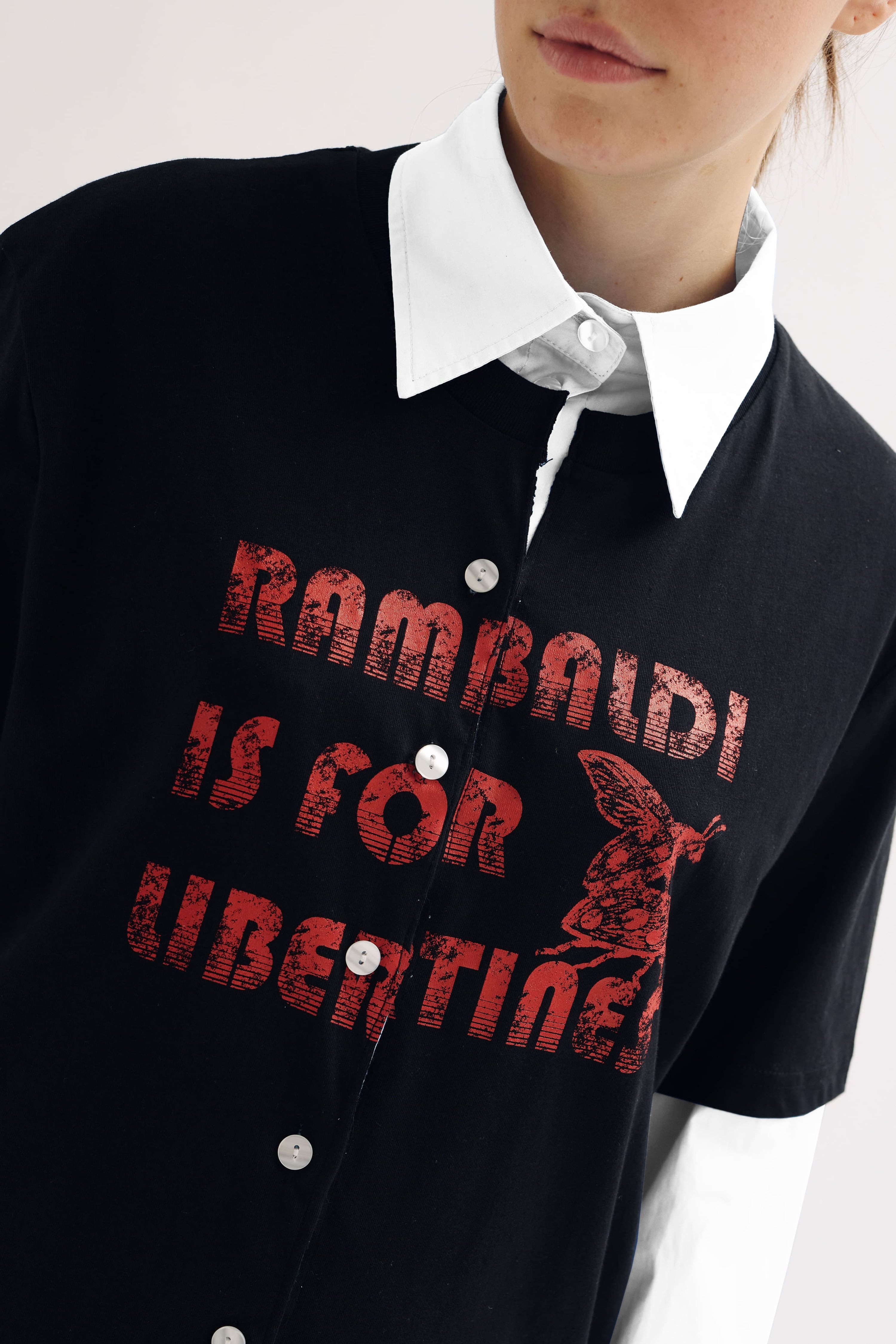 T-shirt con camicia integrata rambaldi is for libertines
