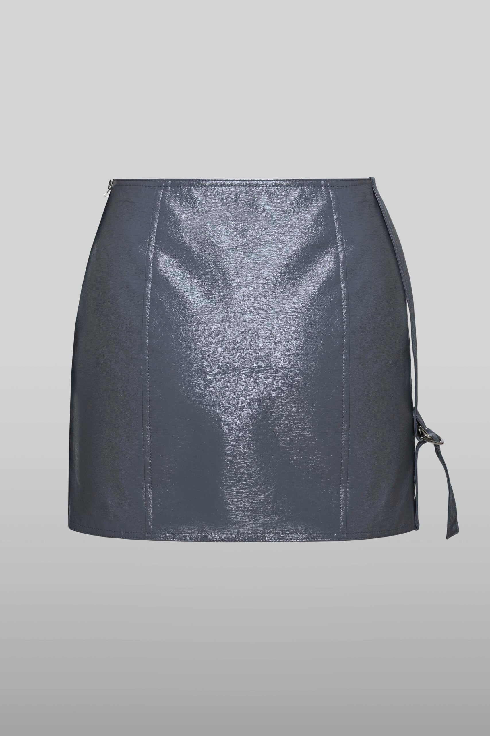 Patent mini skirt in gray