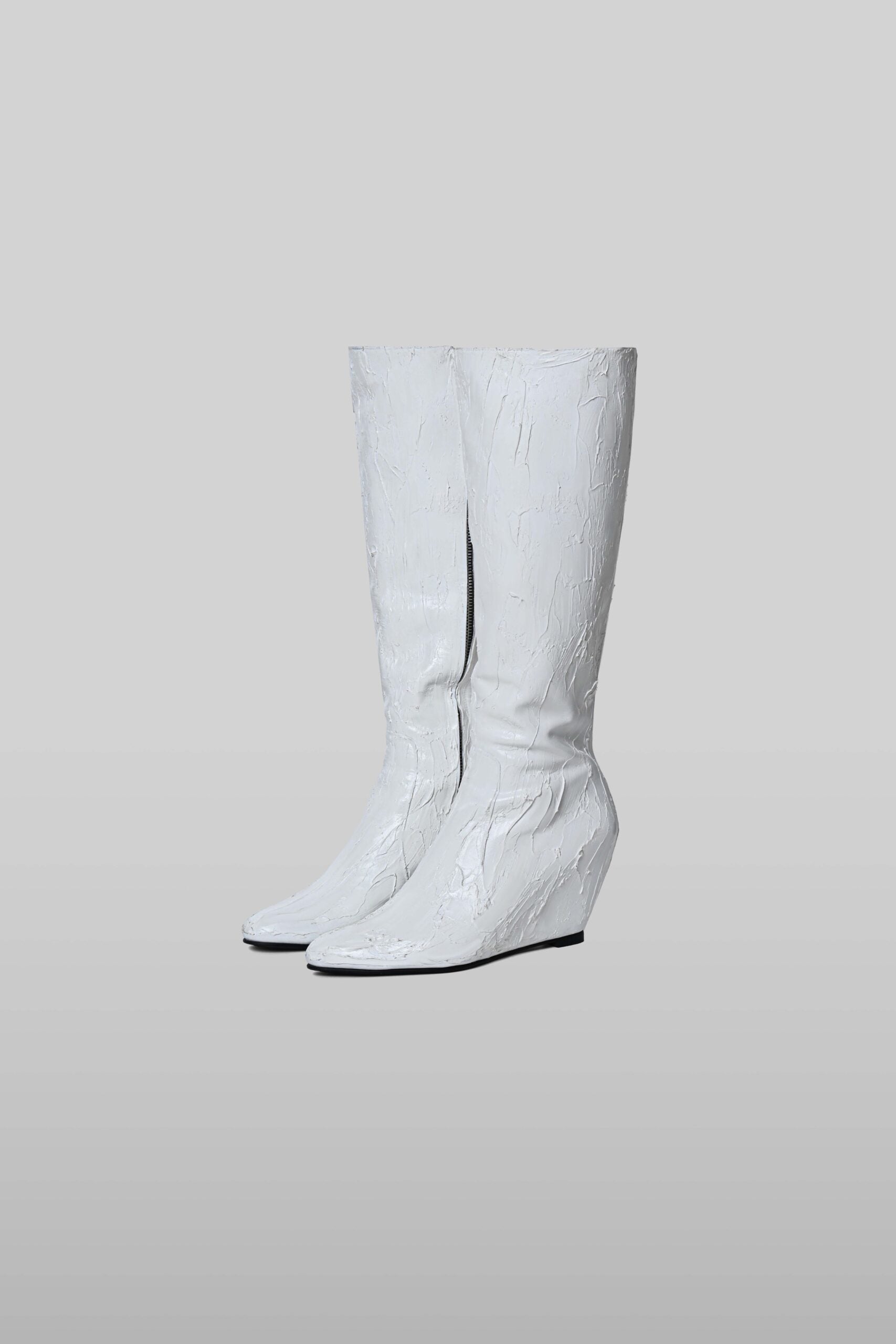 Resin platform boots
