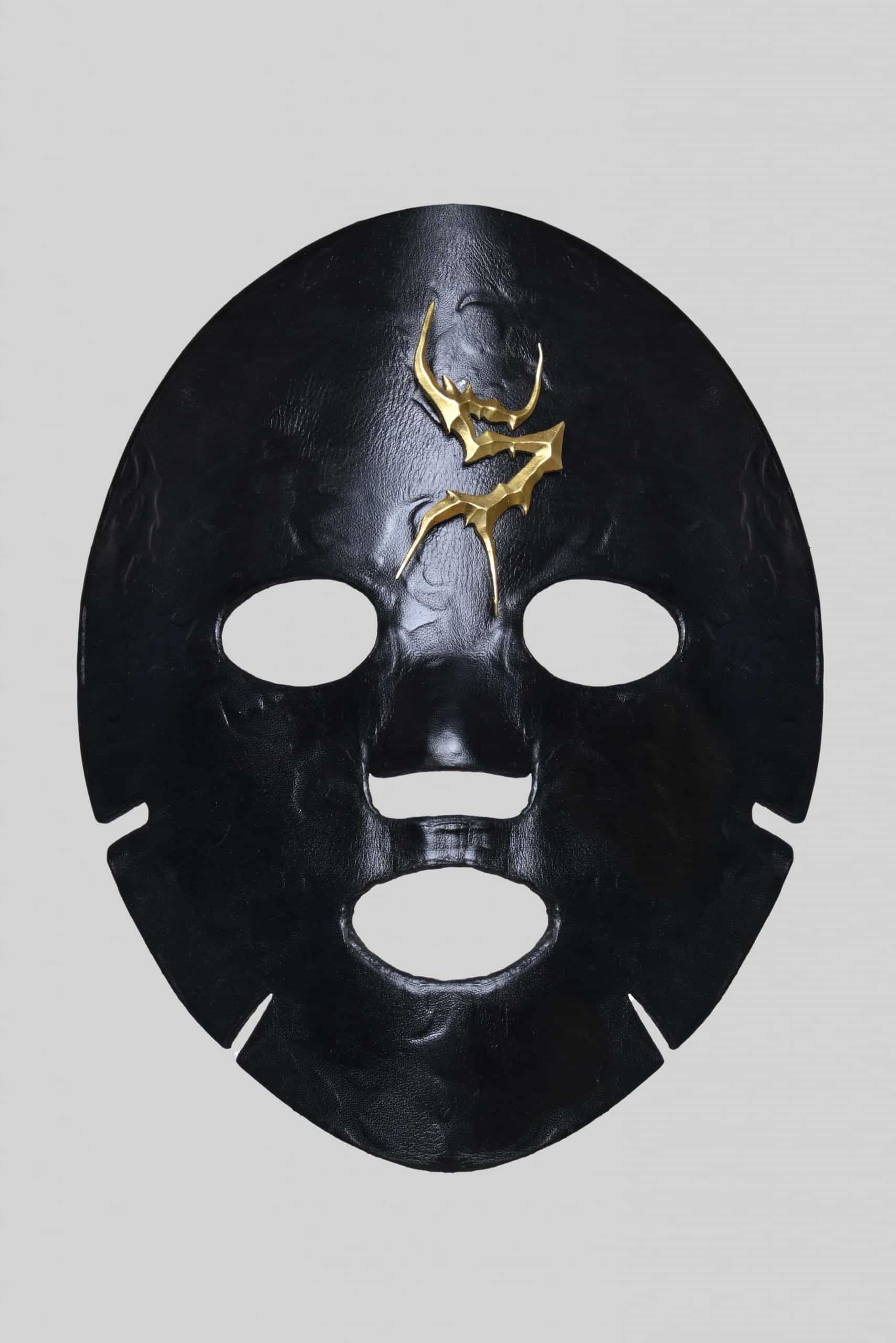Black syndrom emblem face mask