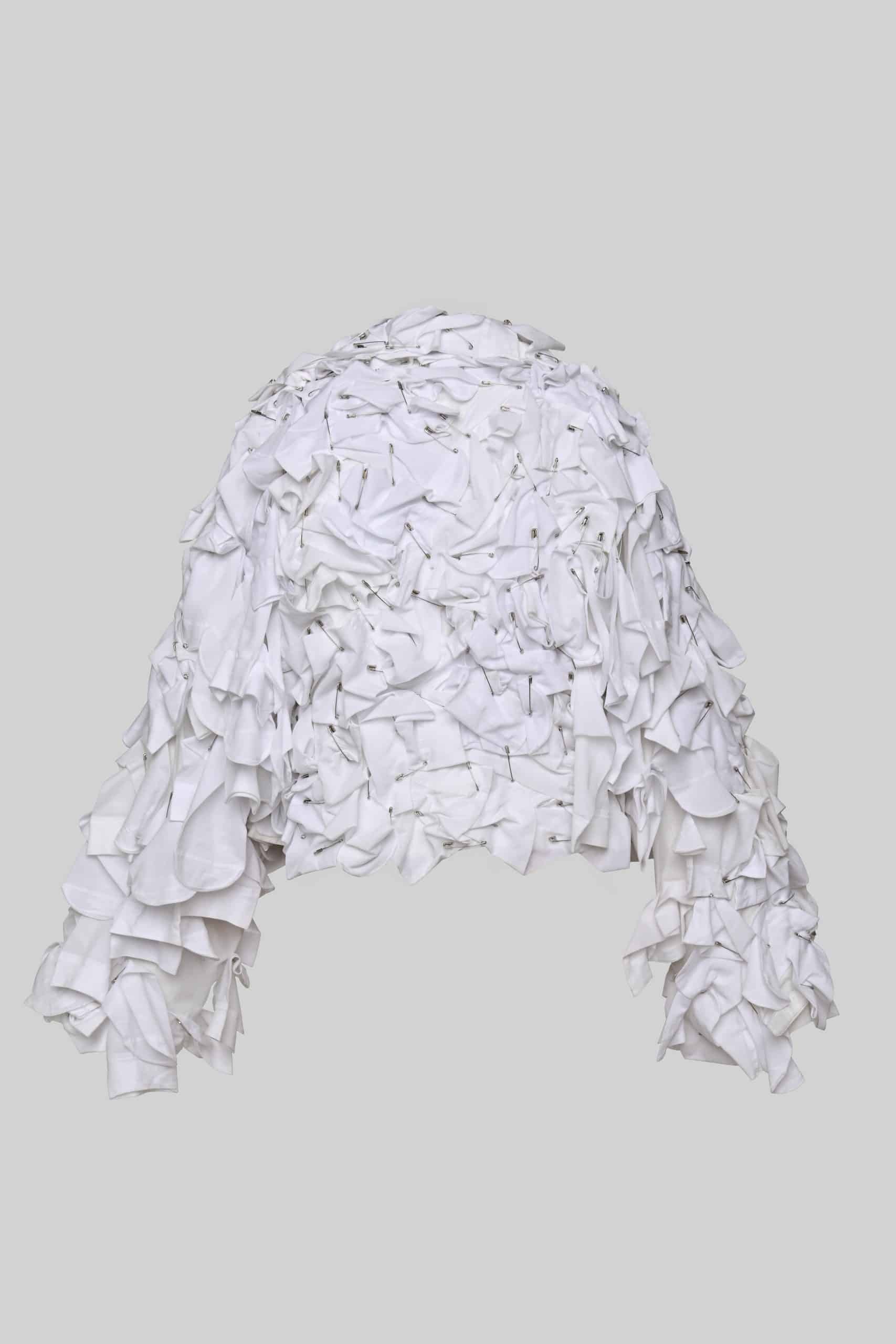 Pin white jacket