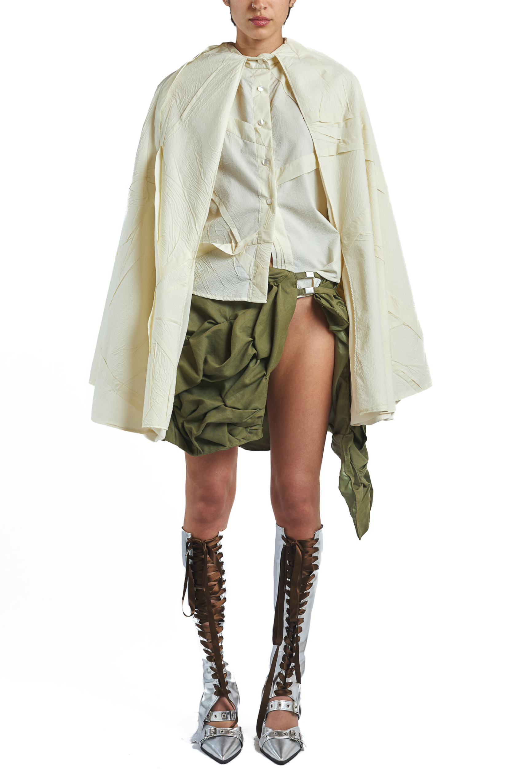 Scratchy skirt