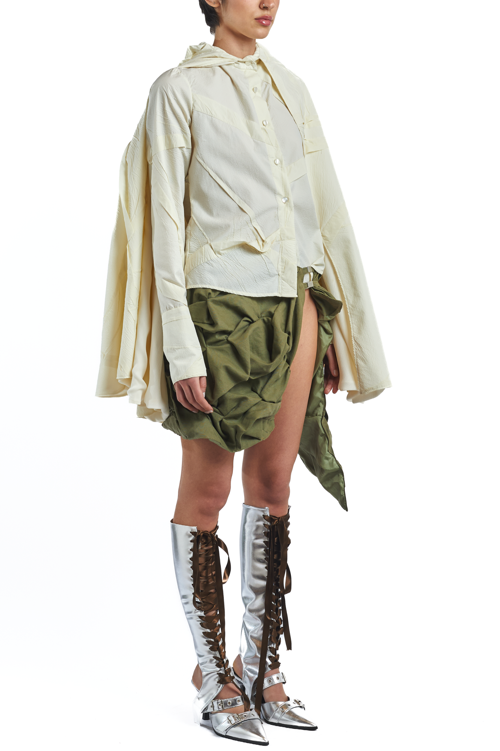 Scratchy skirt