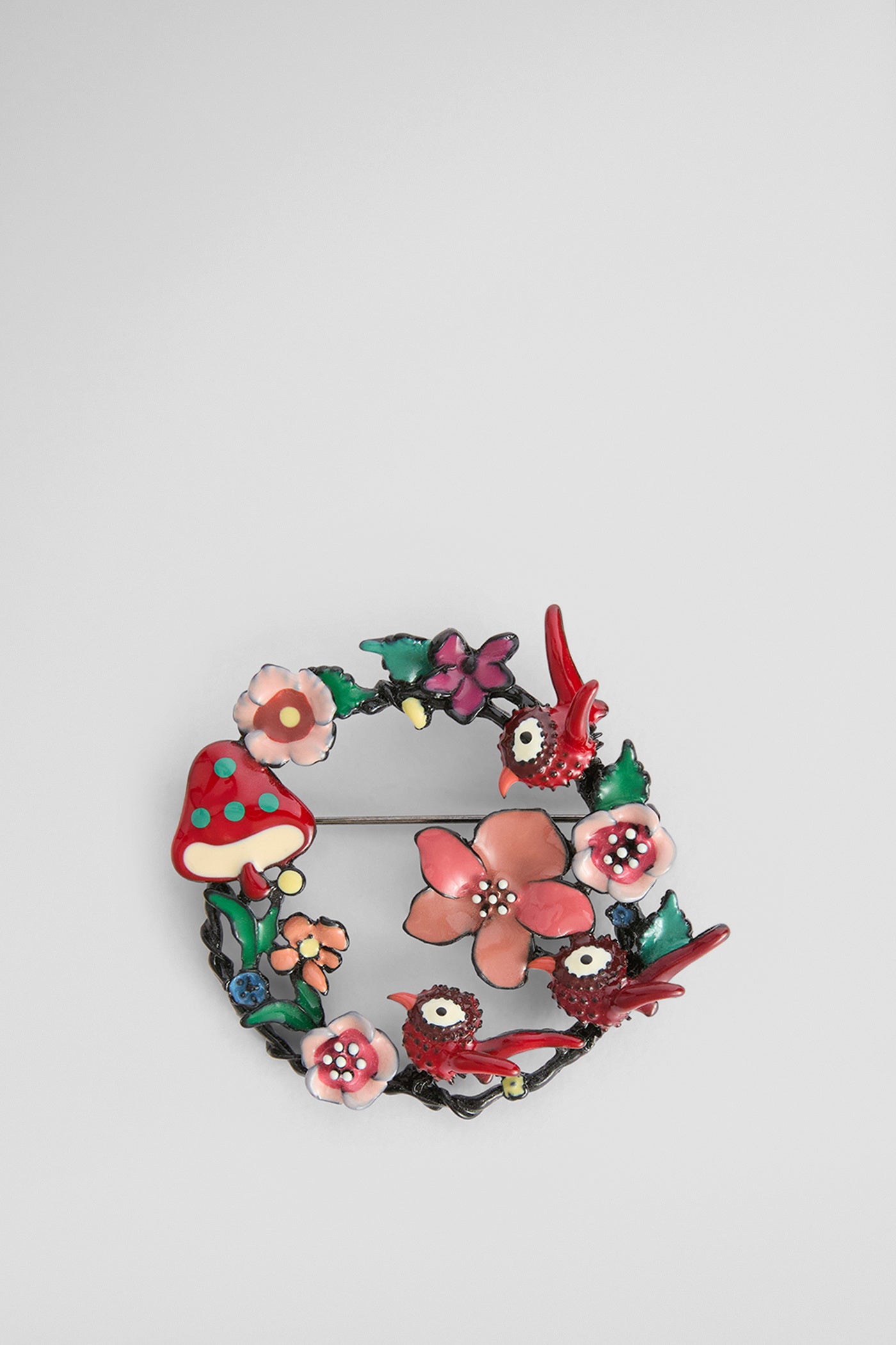 Wreath brooch