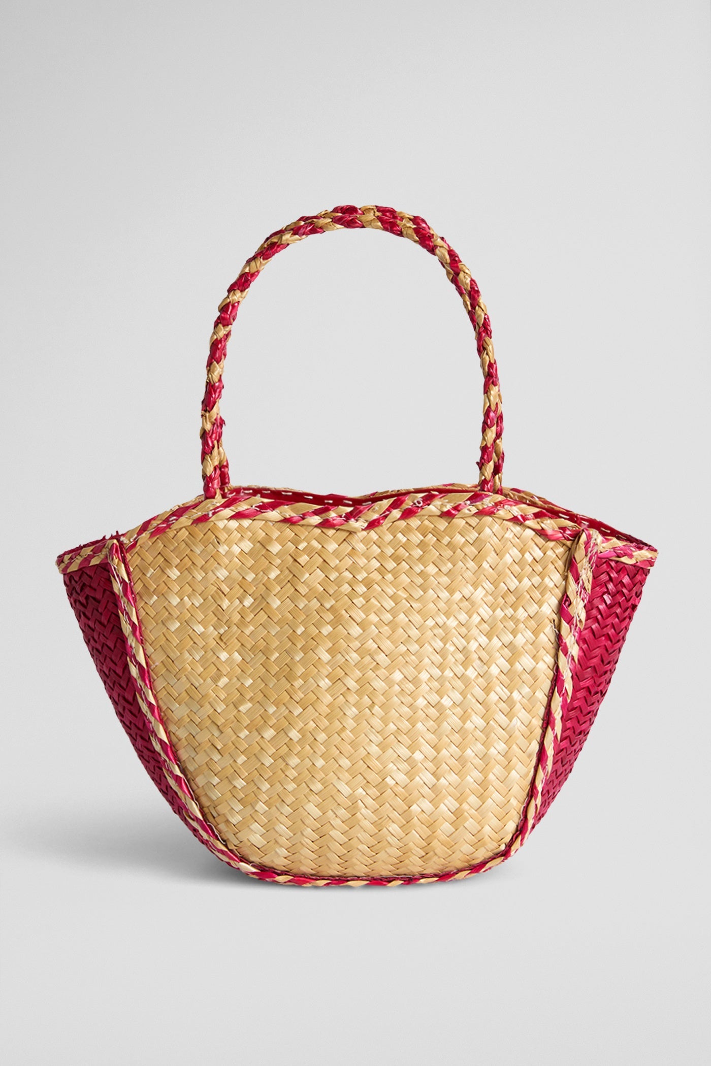 Straw handbag