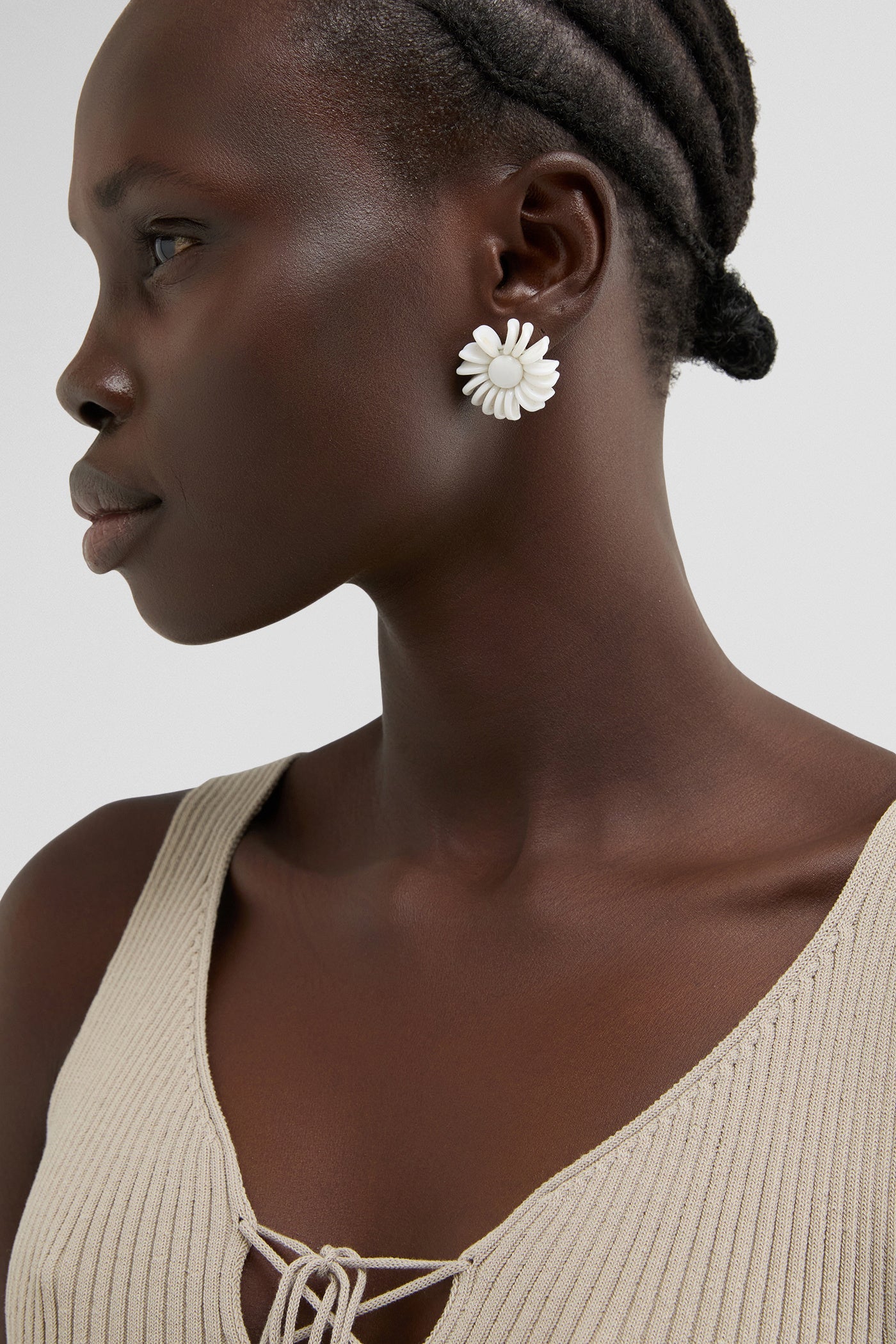 50's flower clip earrings