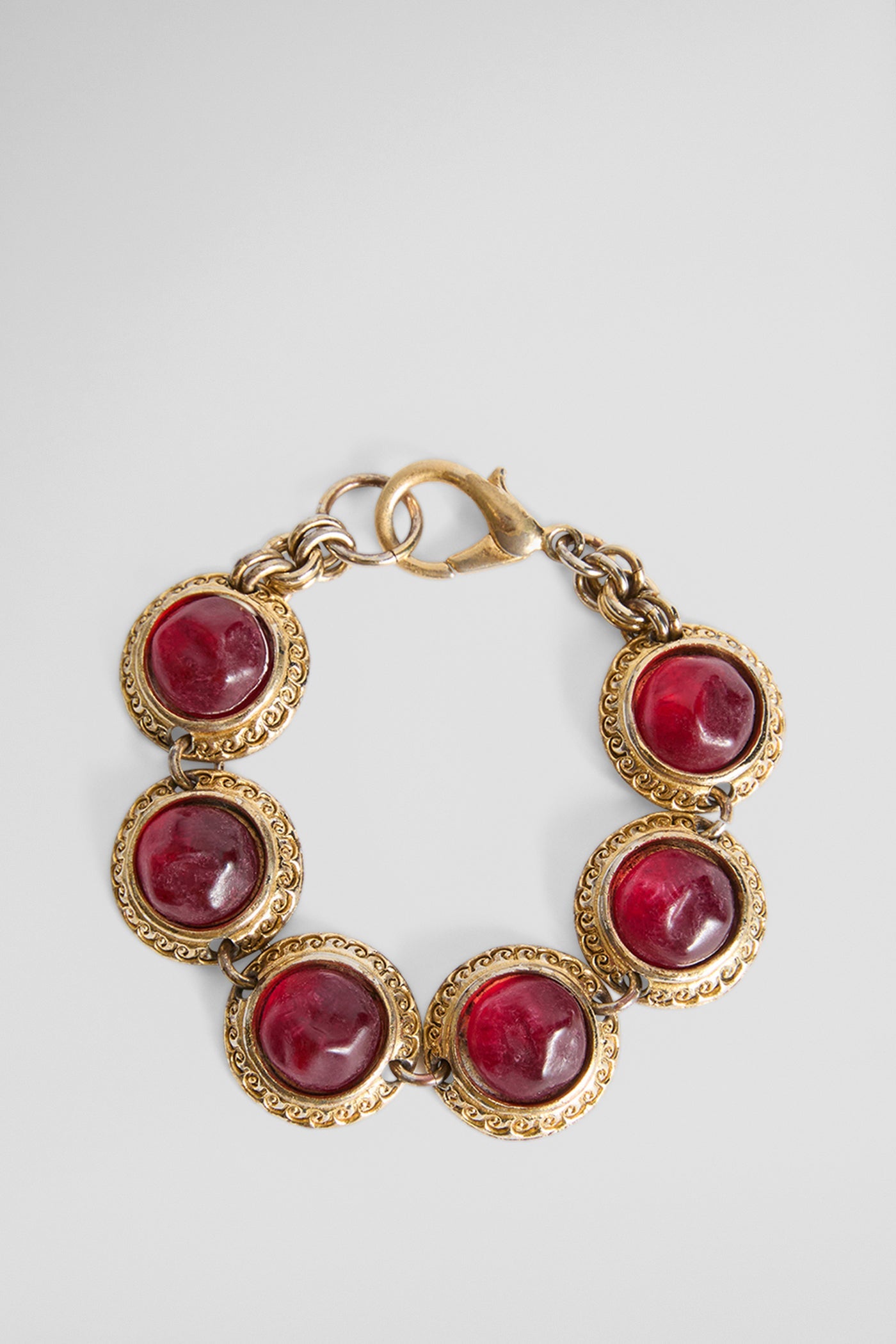 Red cabochons bracelet
