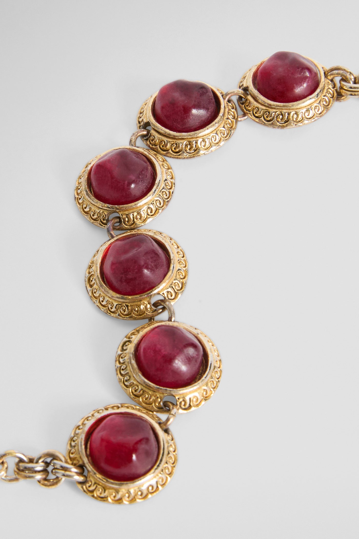 Red cabochons bracelet