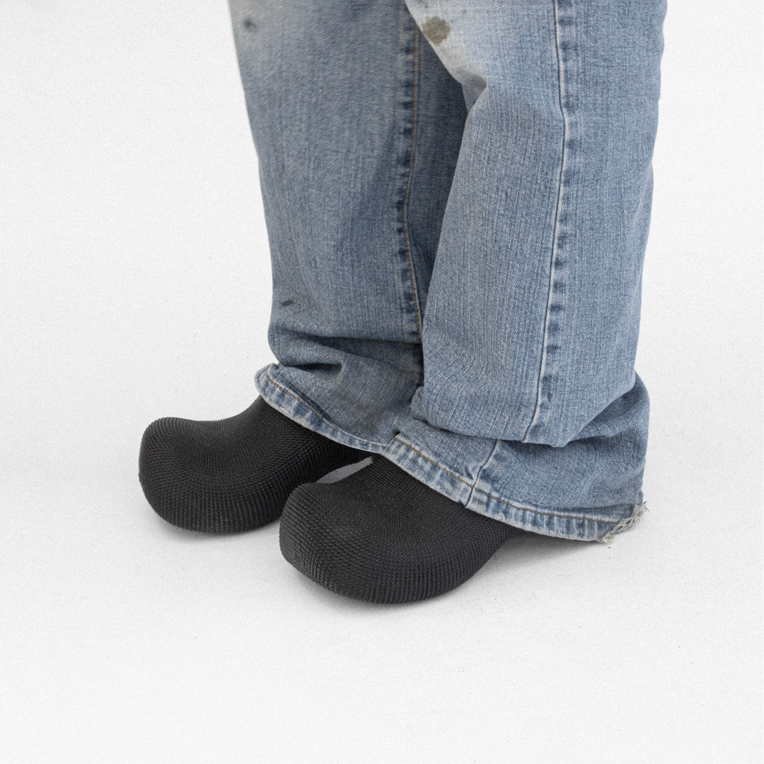 Heeled clogs - black