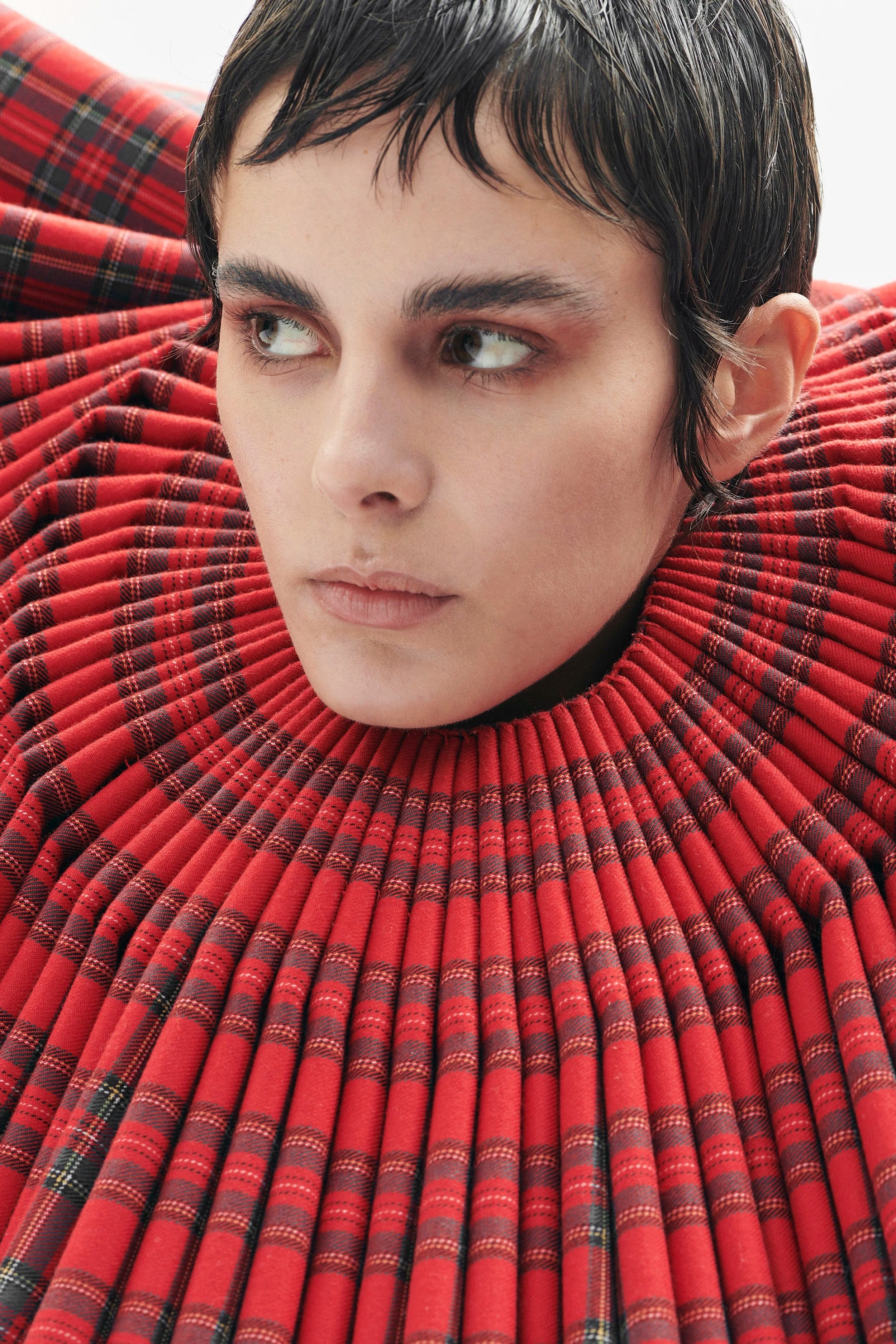 Collerette tartan rouge