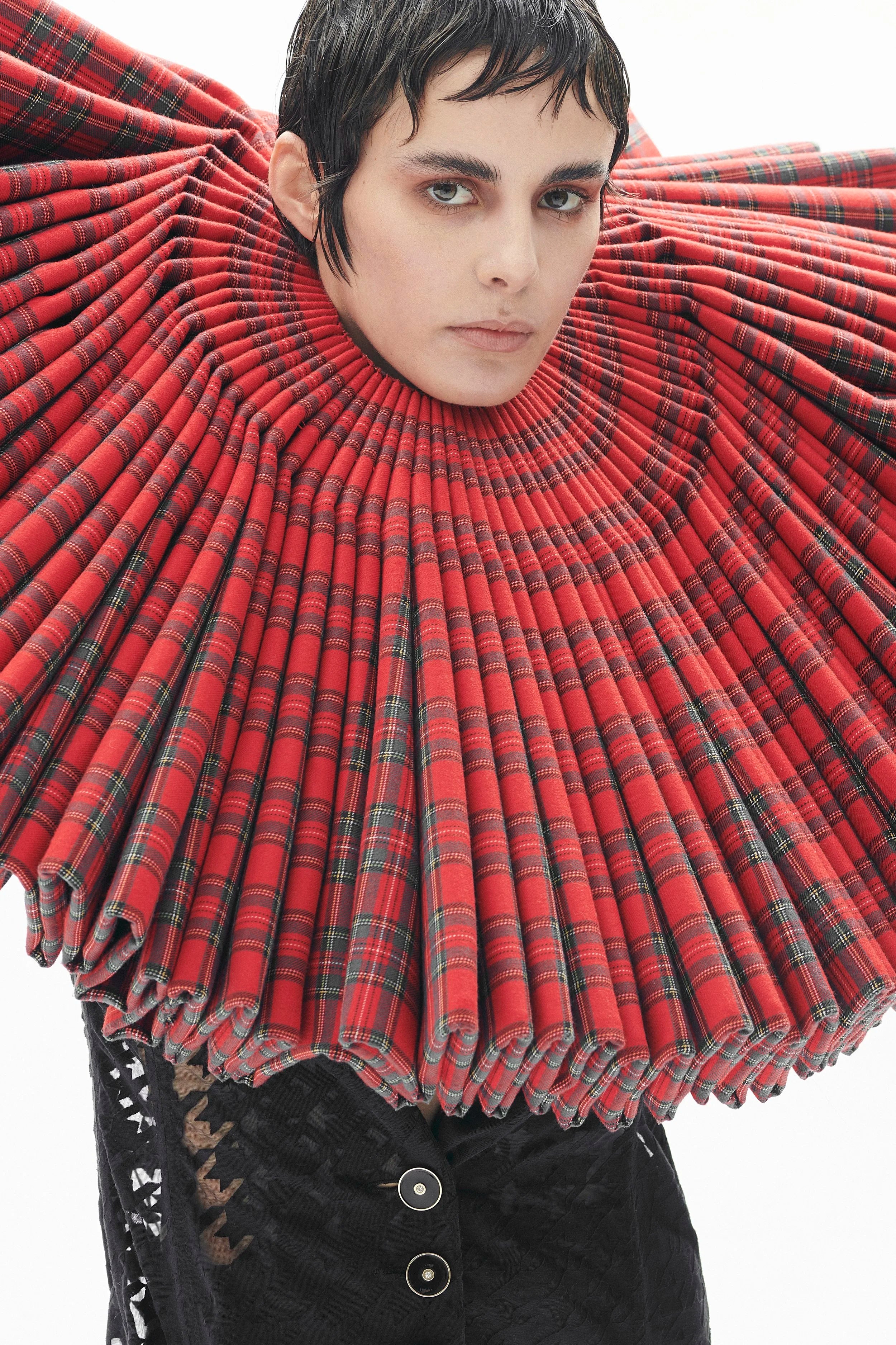 Collerette tartan rouge