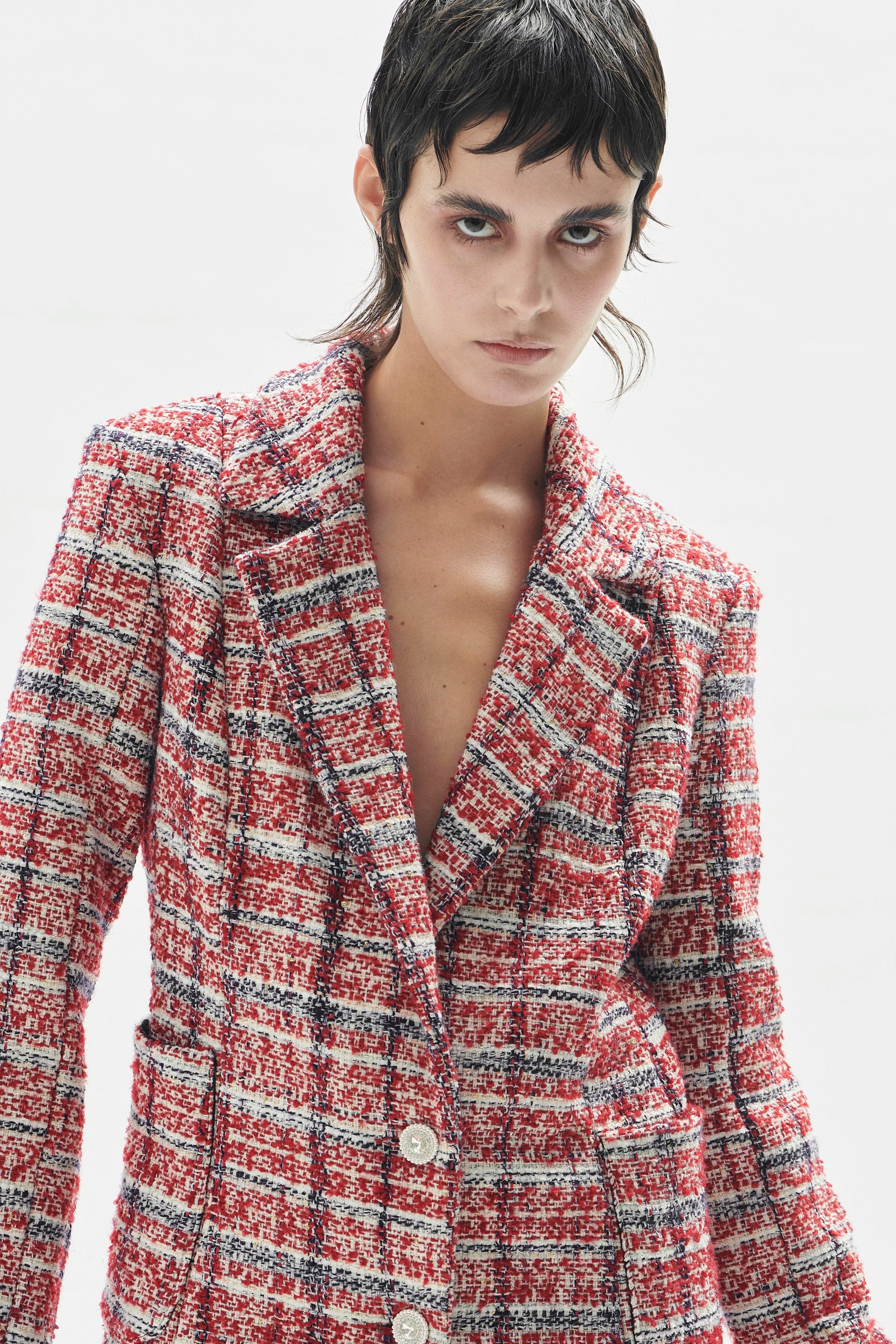 Veste en lainage rouge