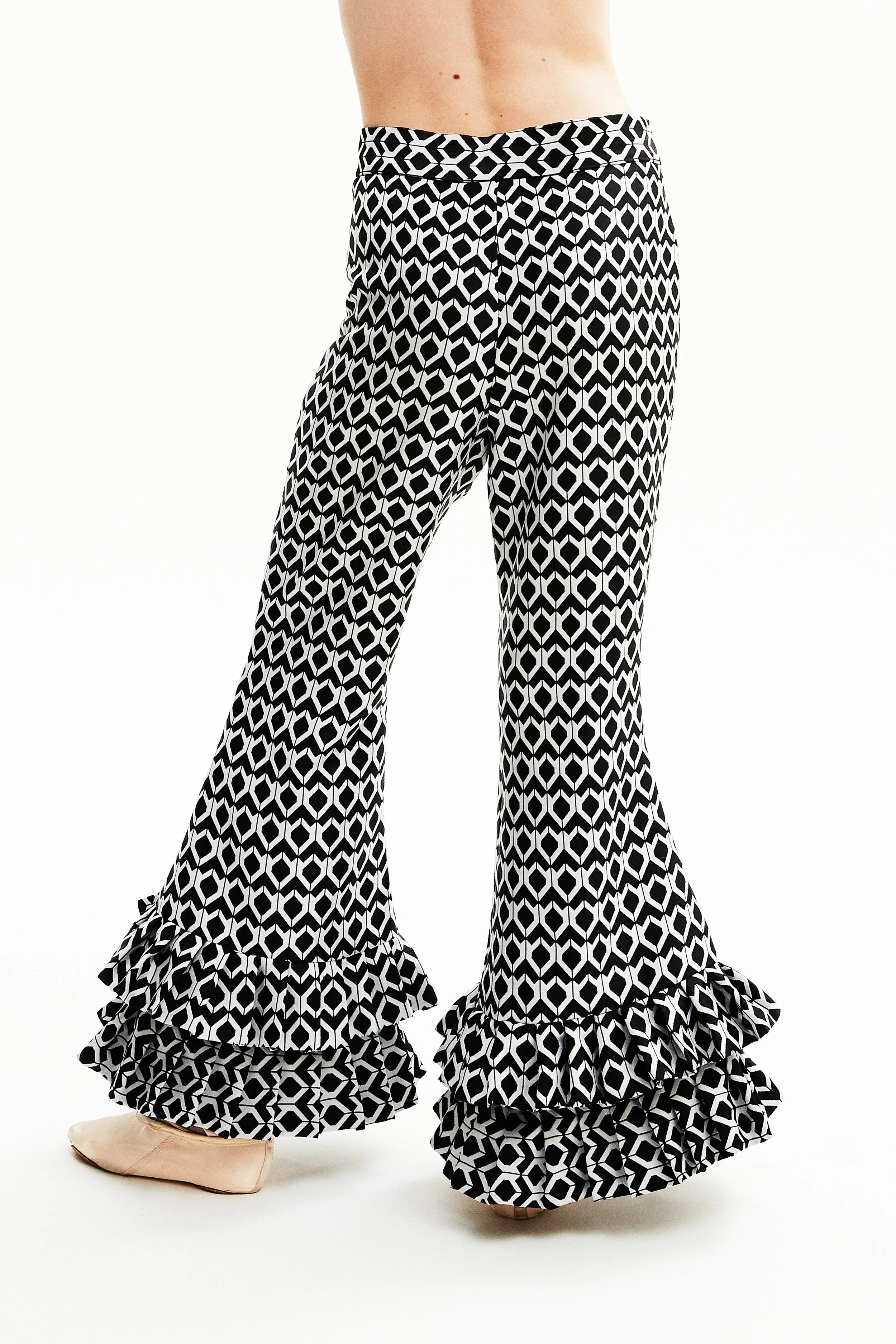 Pantalon noir et blanc géométrique