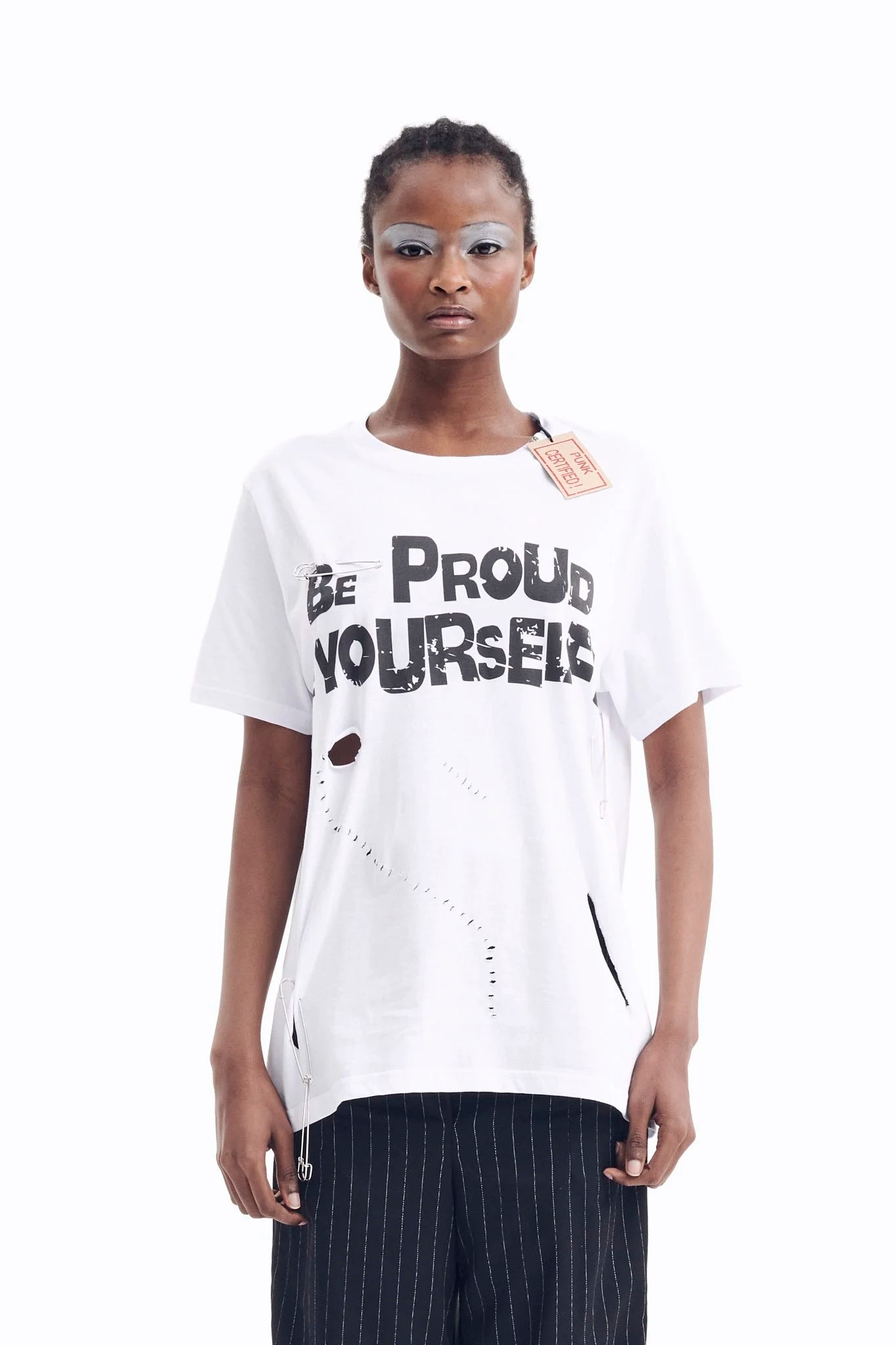 T-shirt « be proud of yourself »