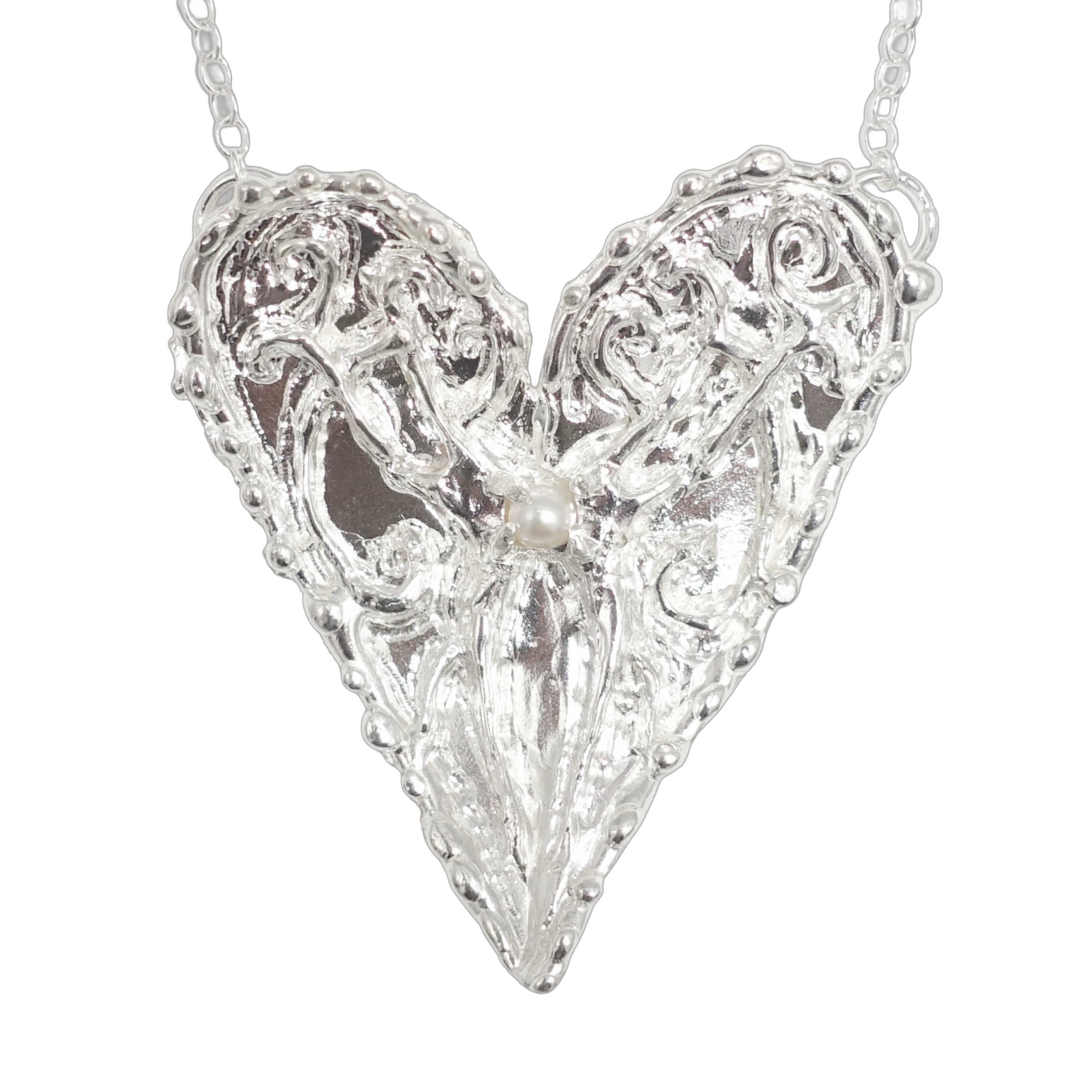 Maidenheart pendant