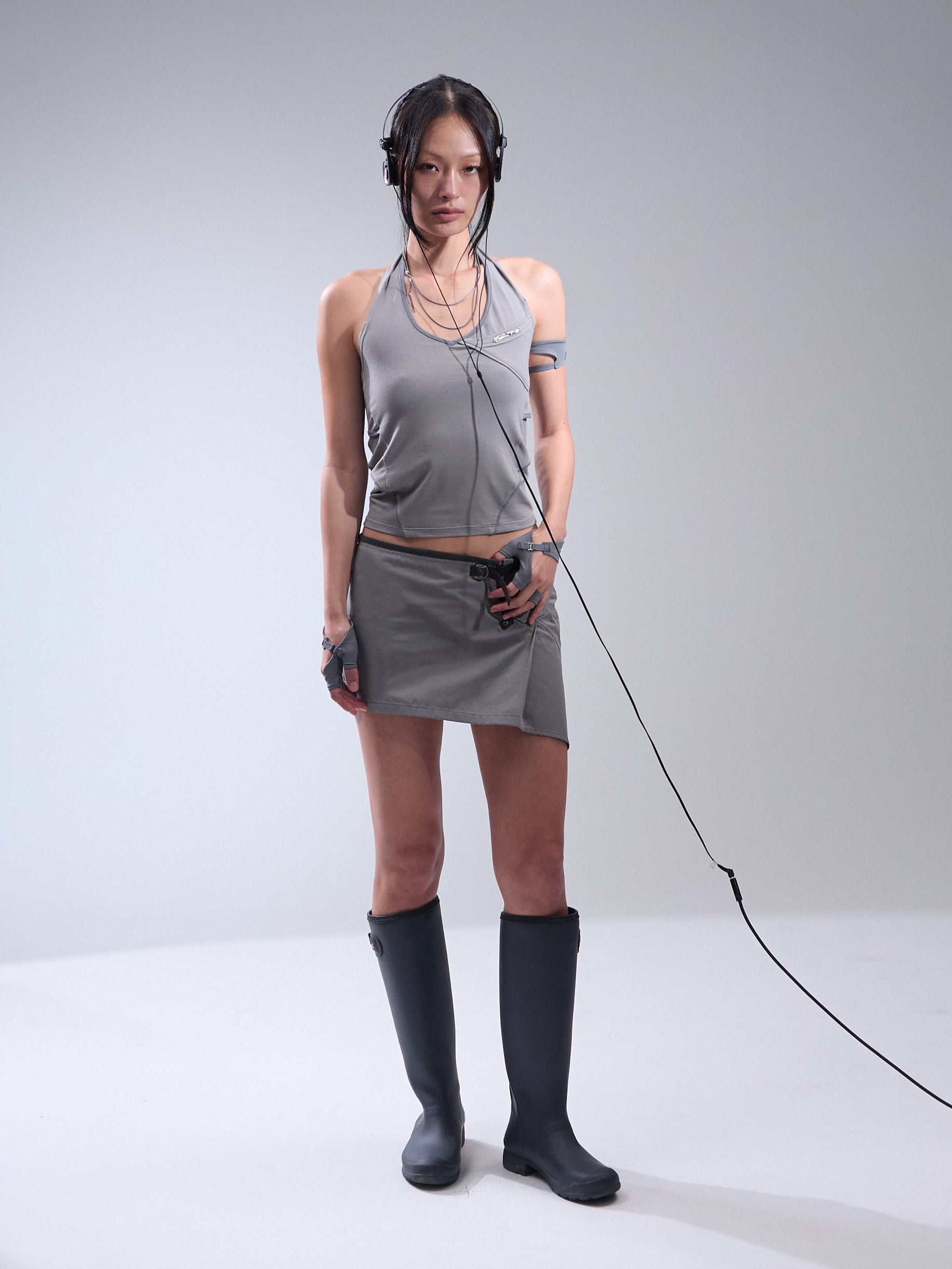 Backstrap sleeveless