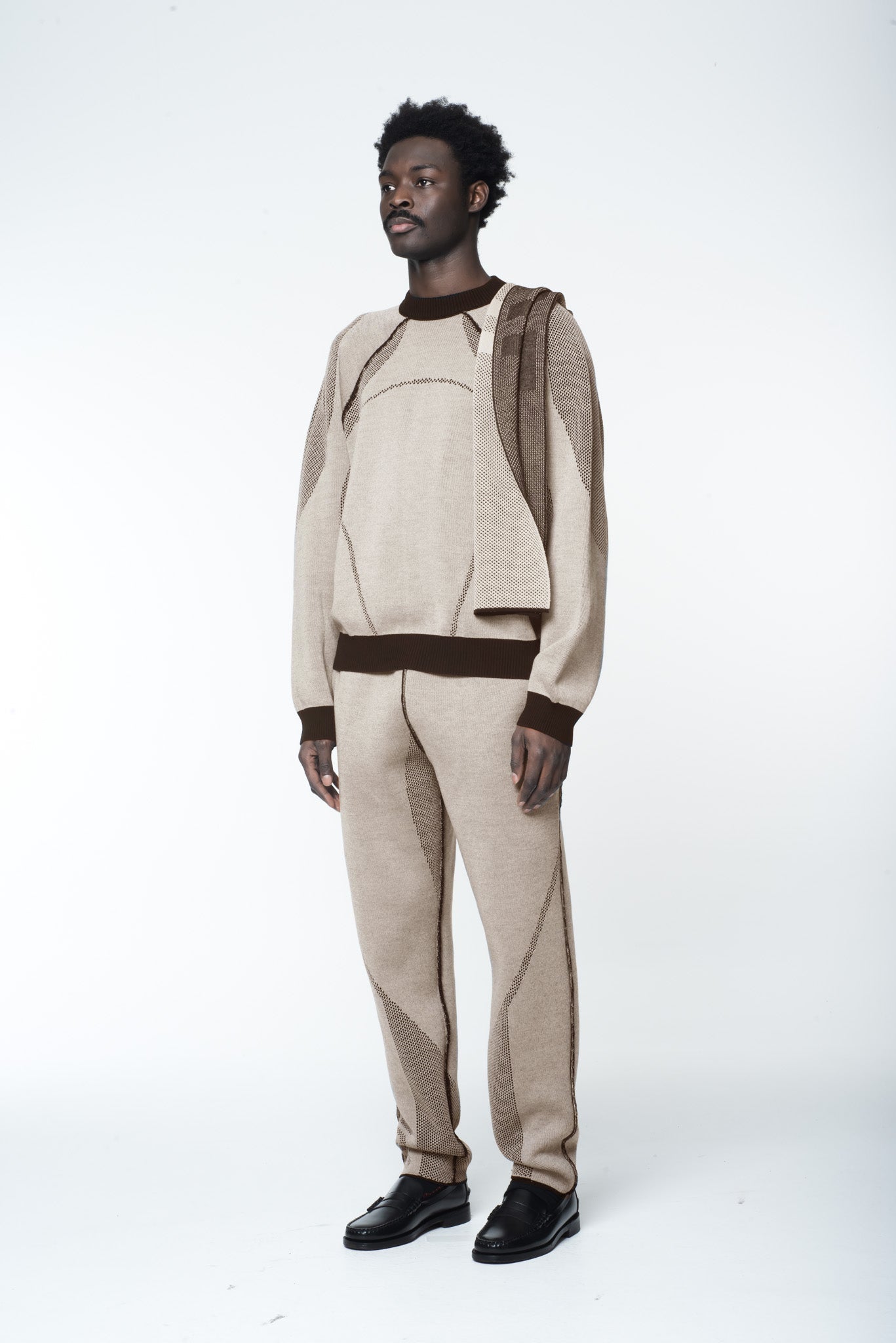 Classic cypher air jumper - beige