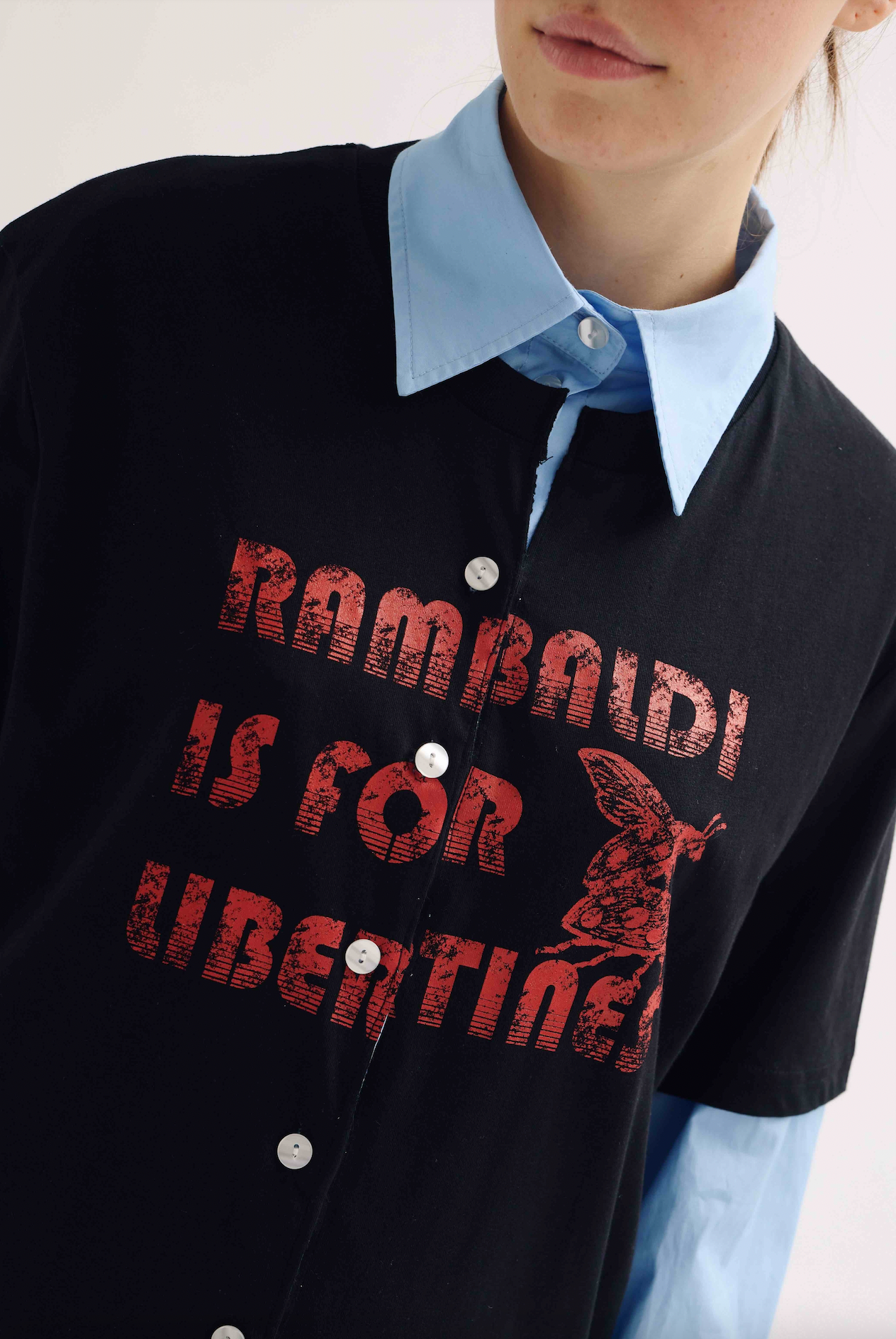 T-shirt con camicia integrata rambaldi is for libertines