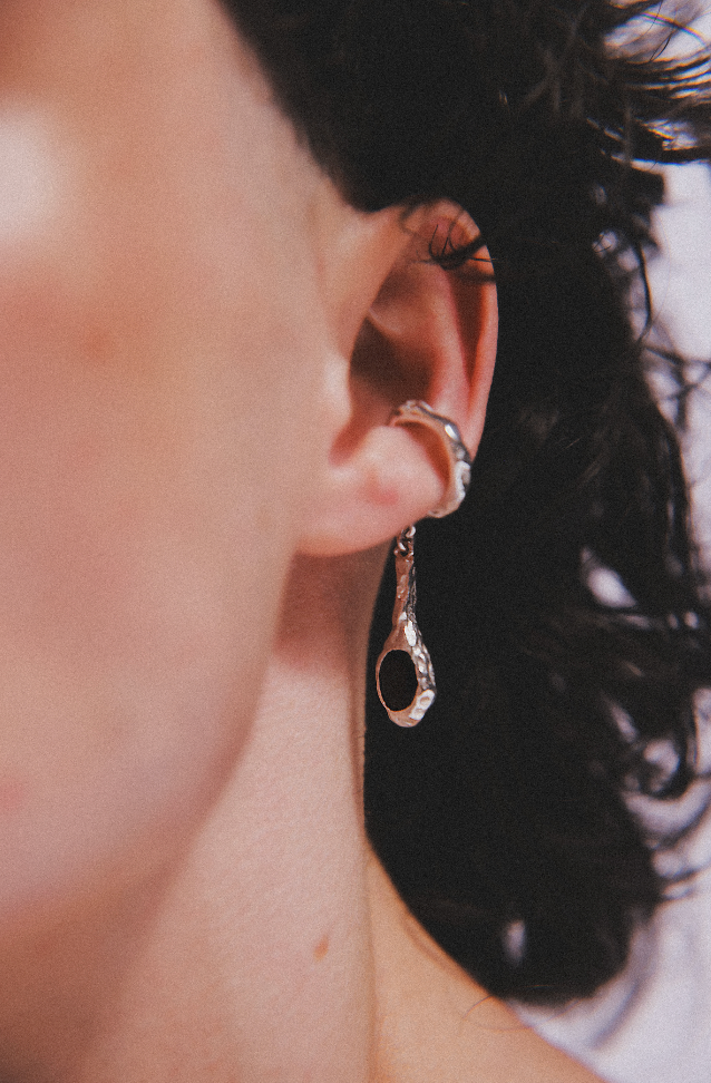 Fusion drop ear-cuff onix