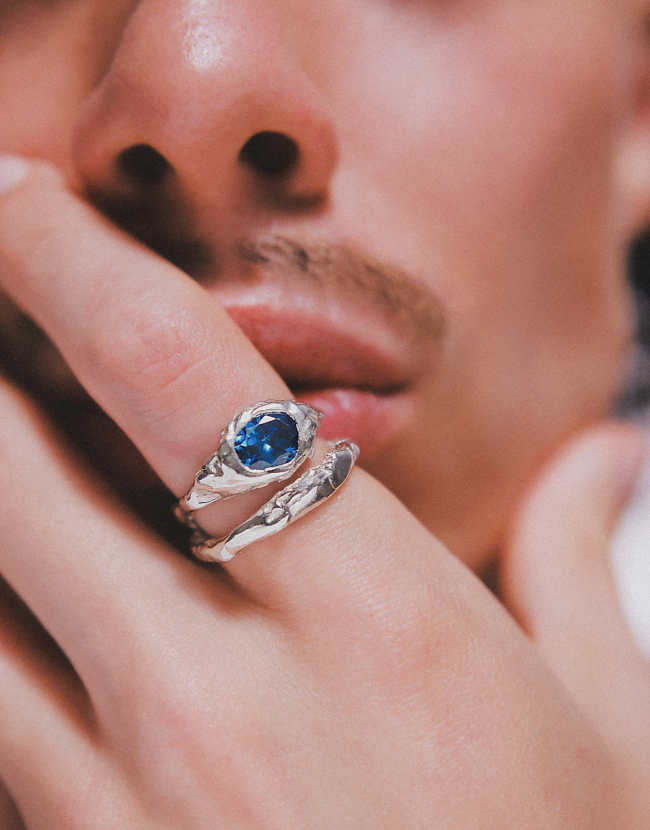 Duo fusion sapphire ring