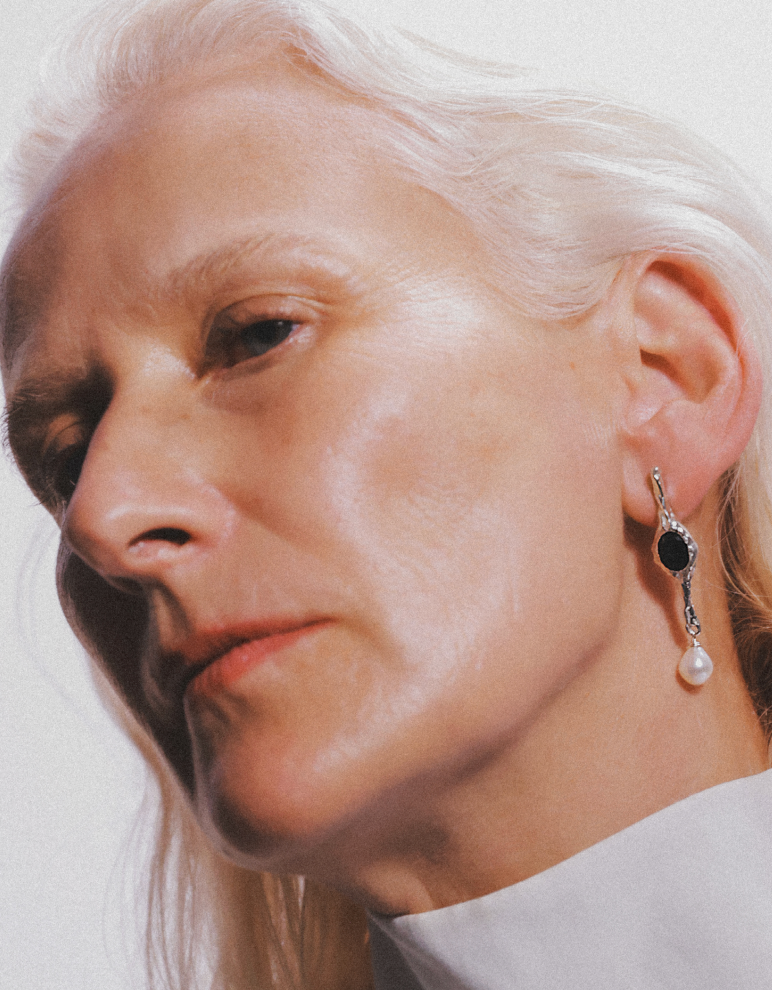 Fusion earrings onix