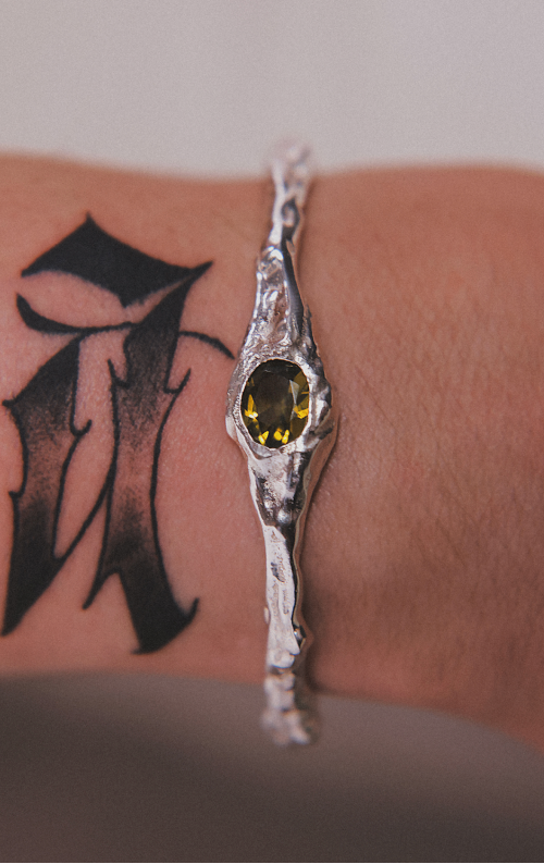 Fusion band peridot bracelet