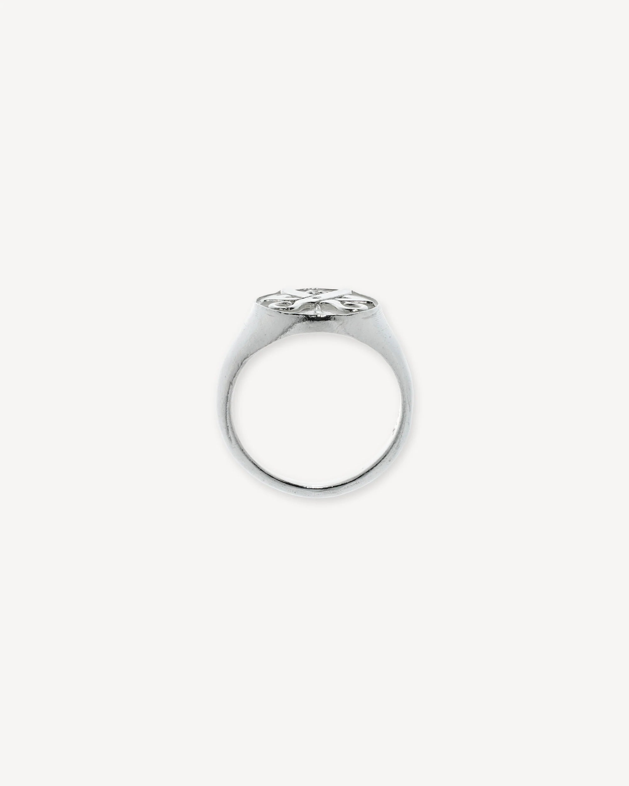 Signet ring