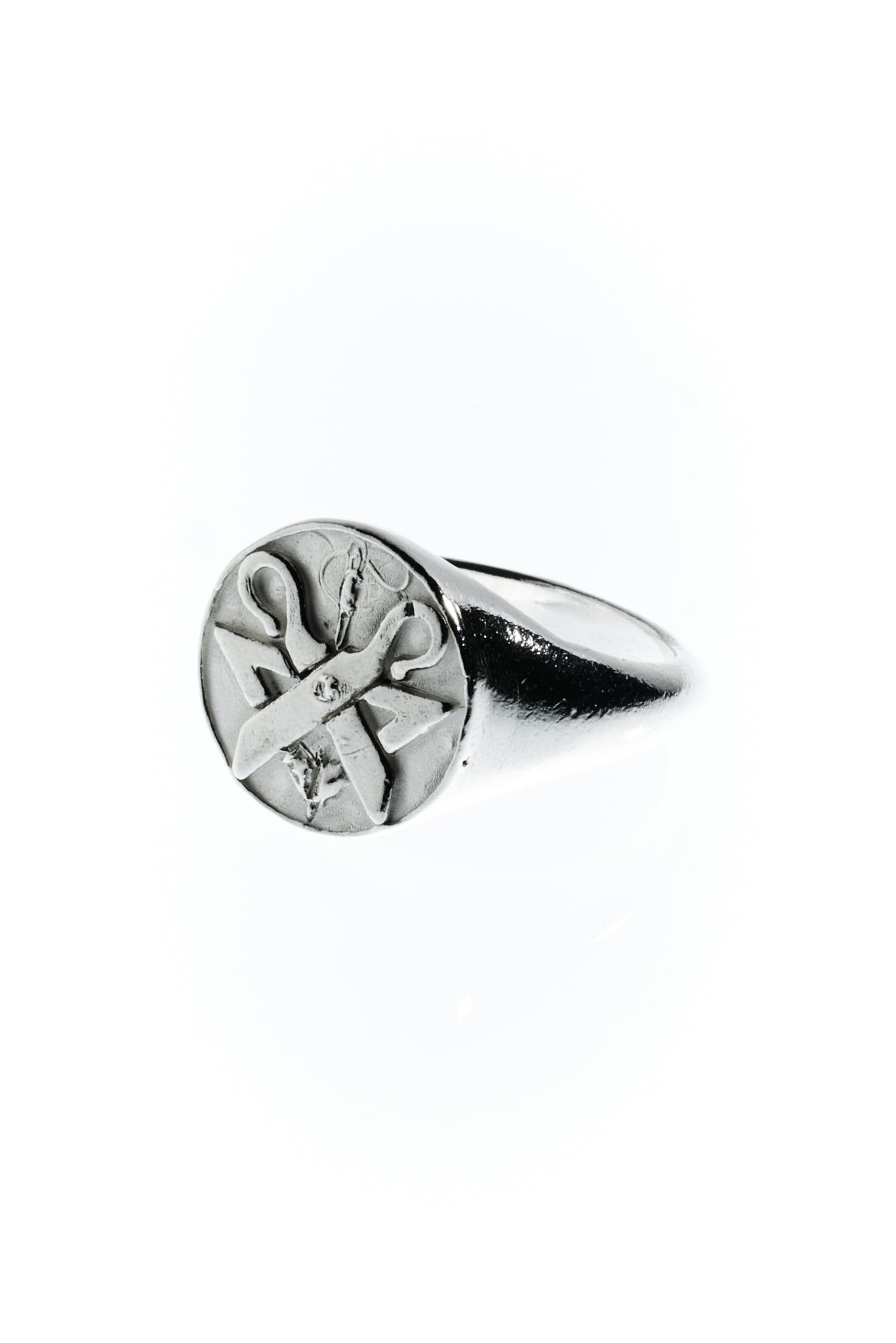 Signet ring