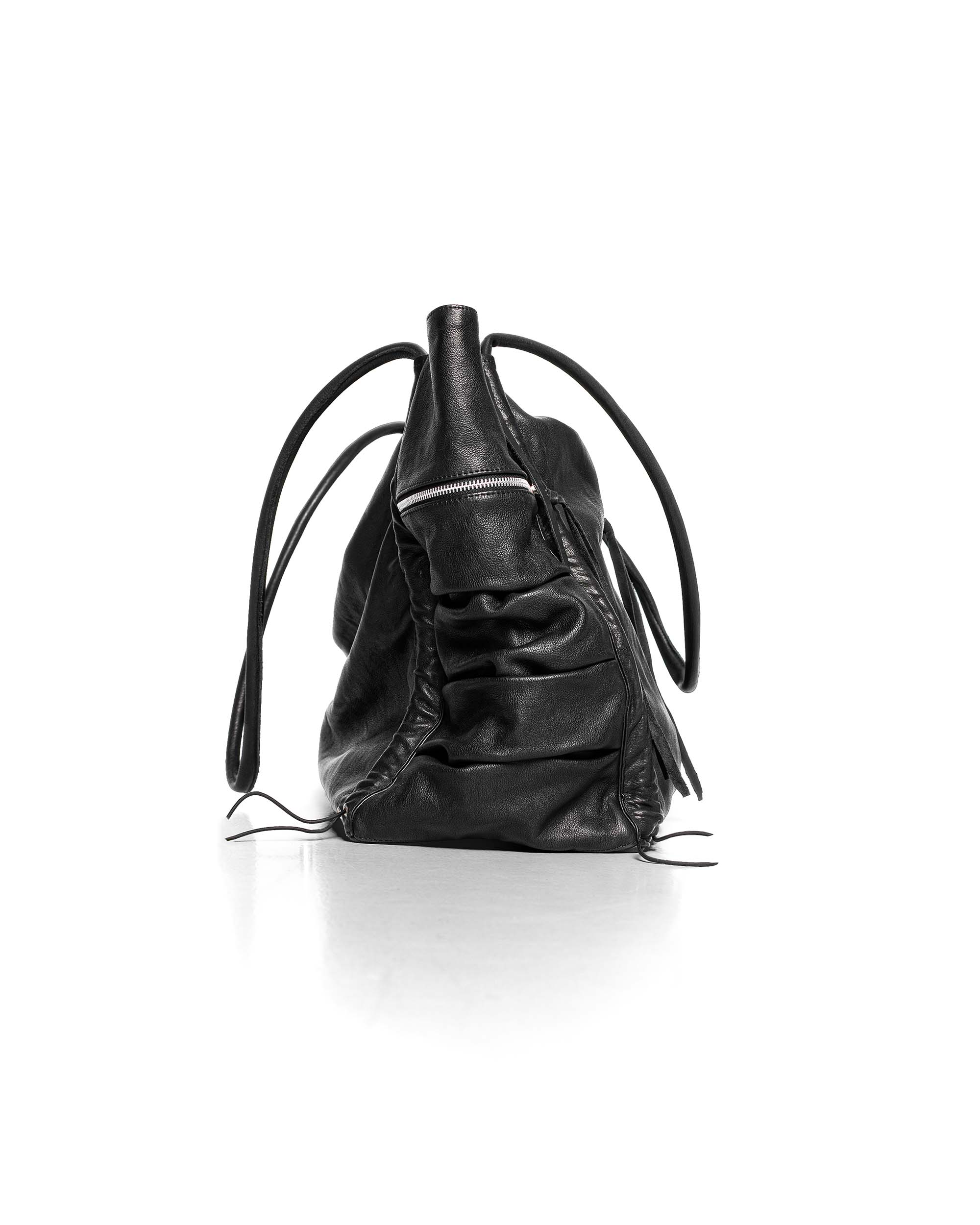 Oversized carryall leather bag