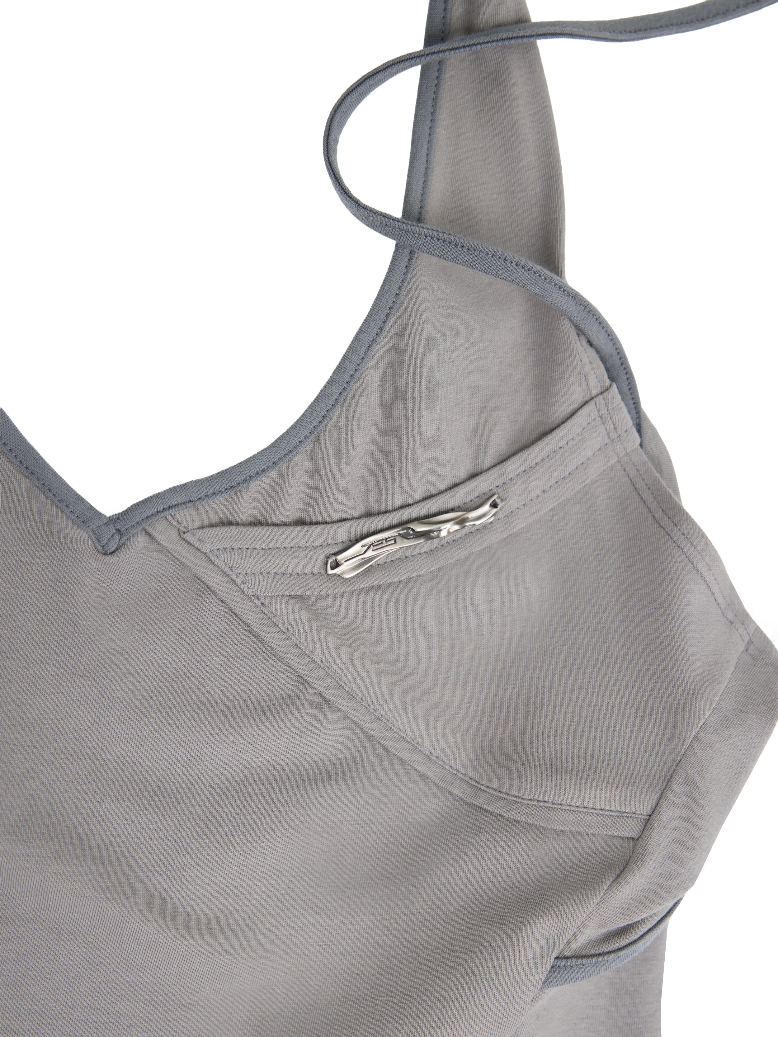 Backstrap sleeveless