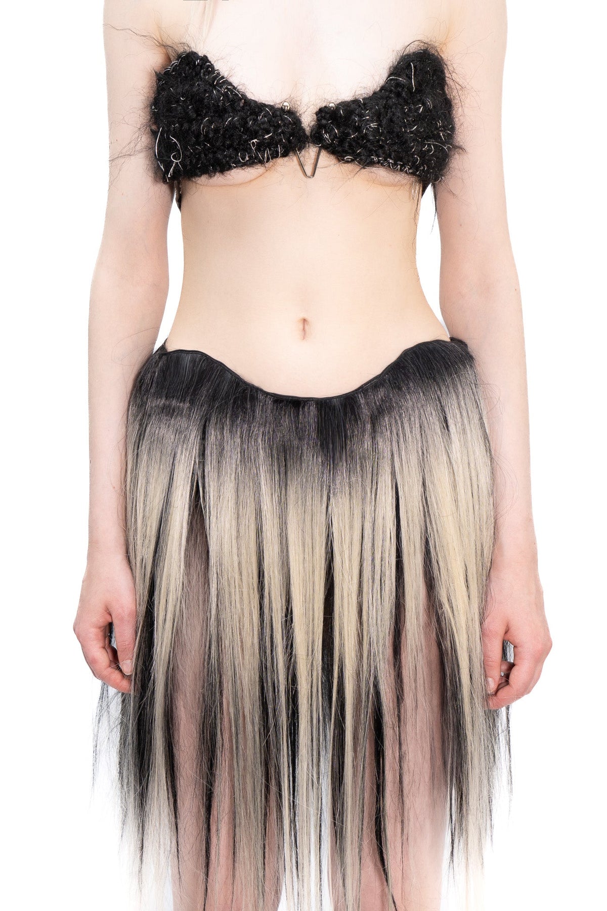 Low-light hair skirt