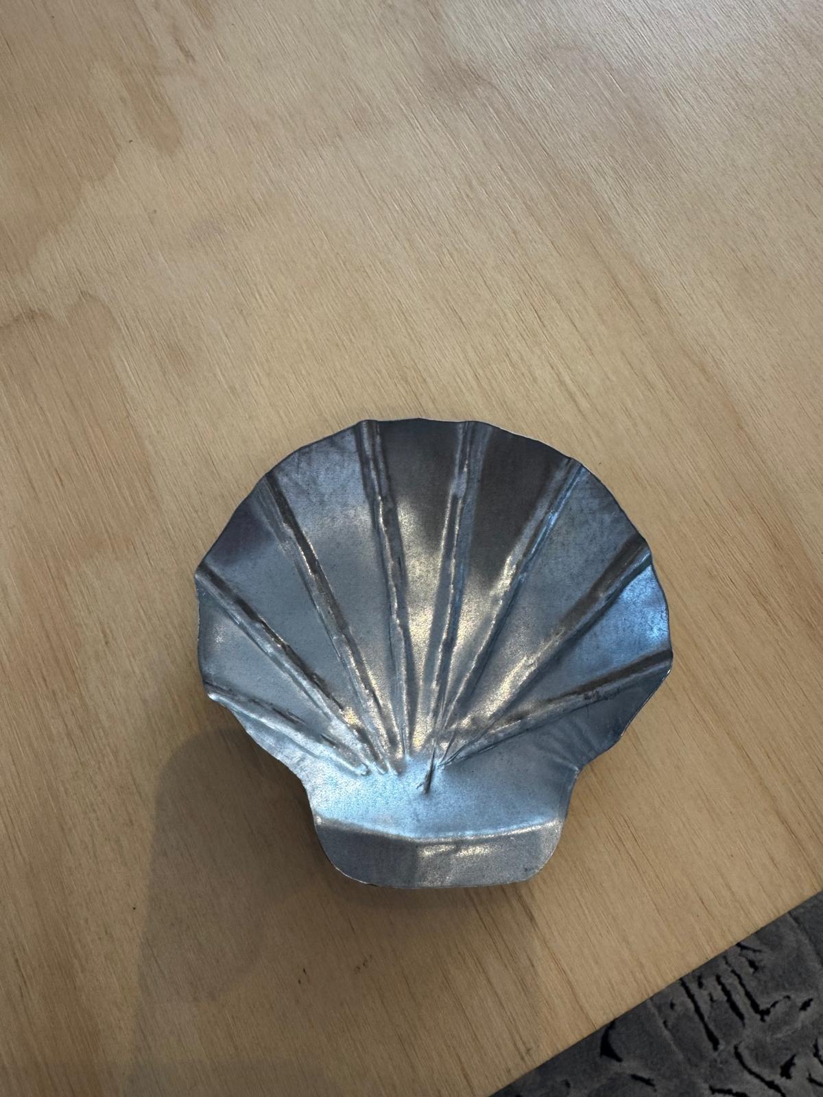Shell bowl