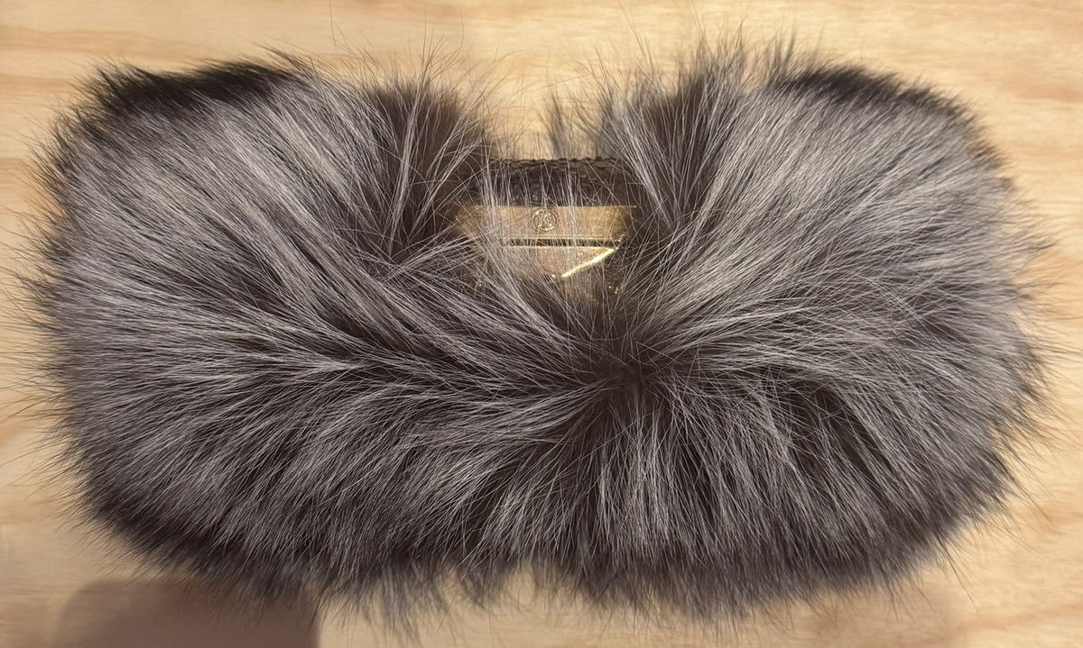 Louis vuitton fox clutch