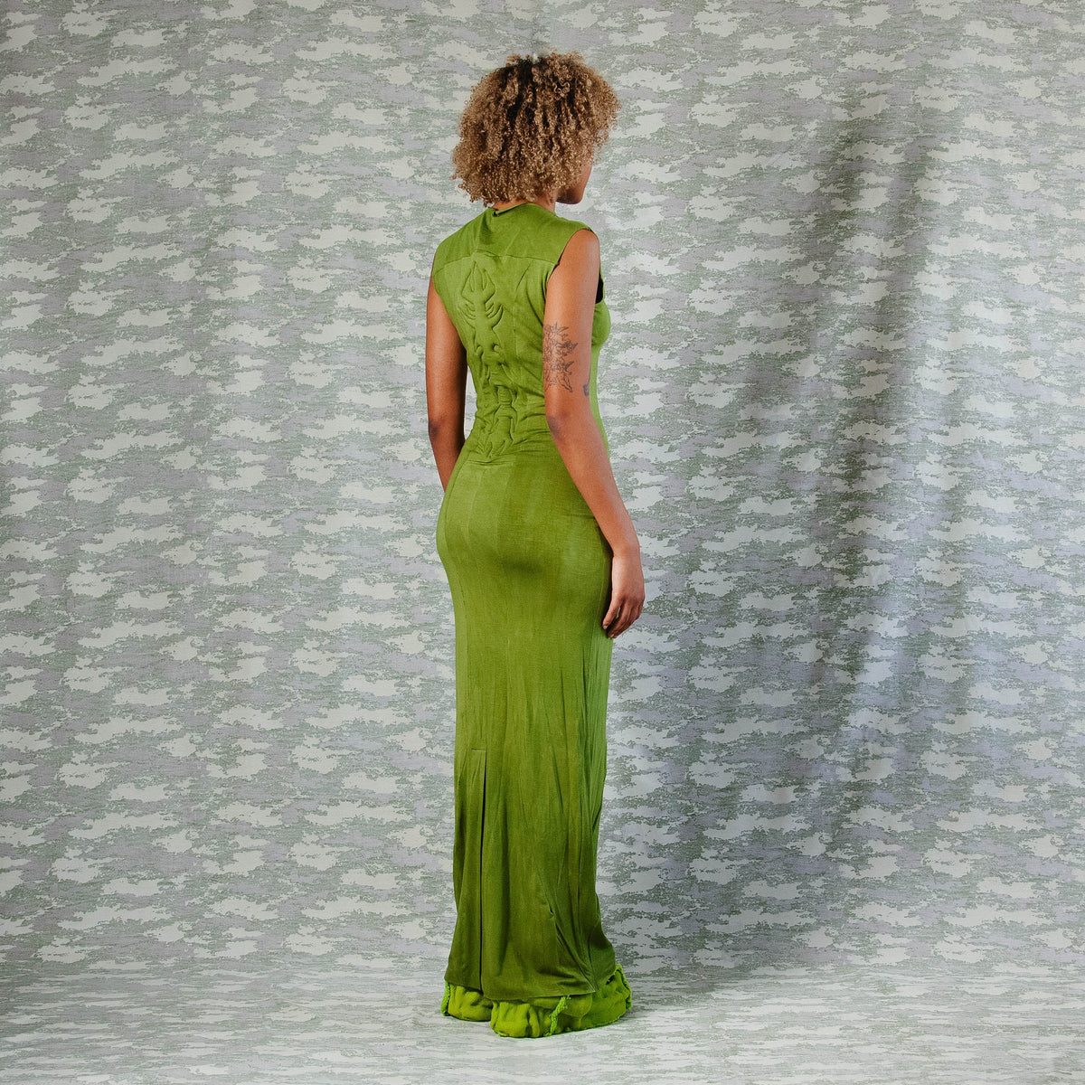 Starter strength dress sample