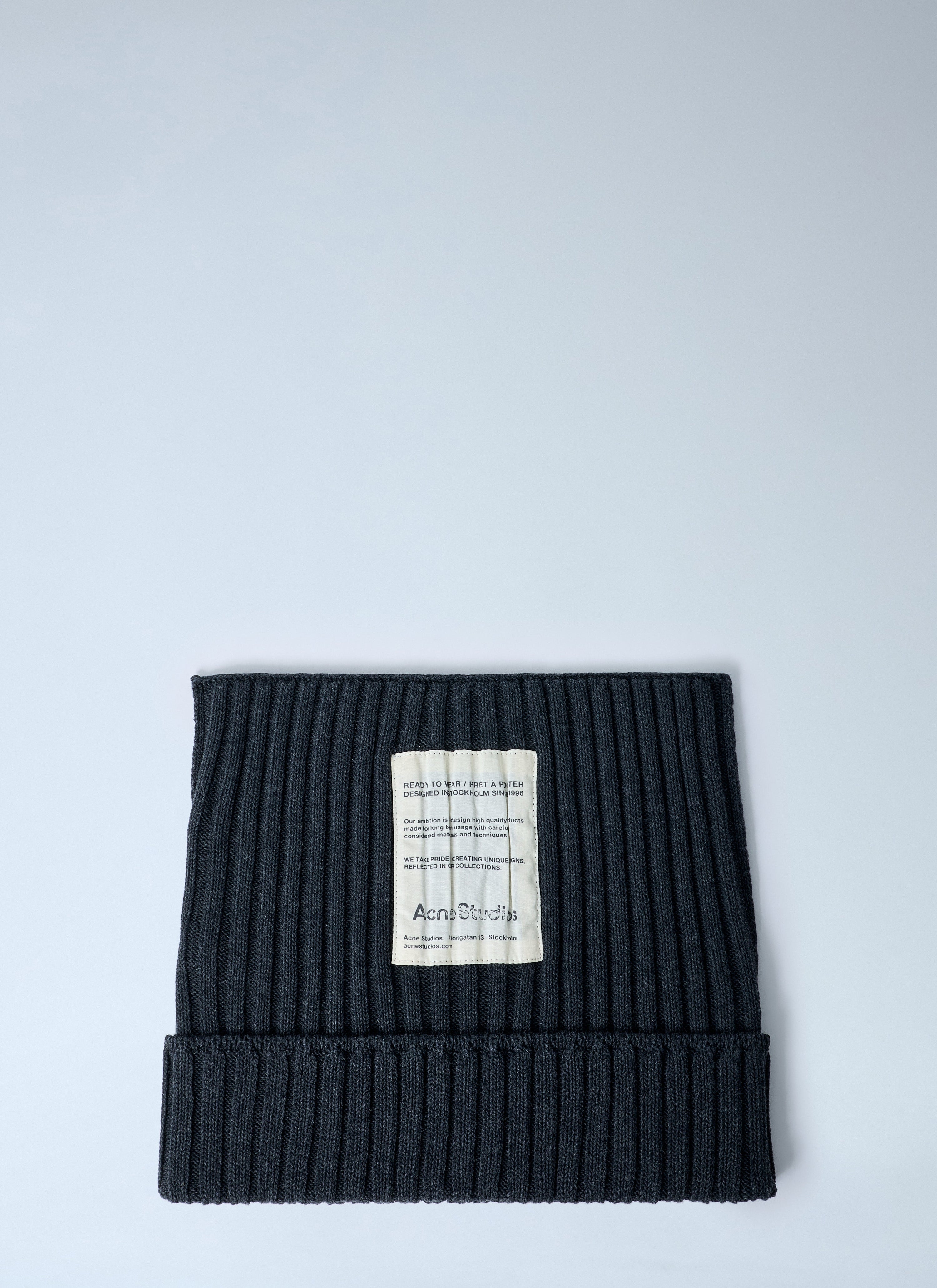 Ribbed square beanie hat
