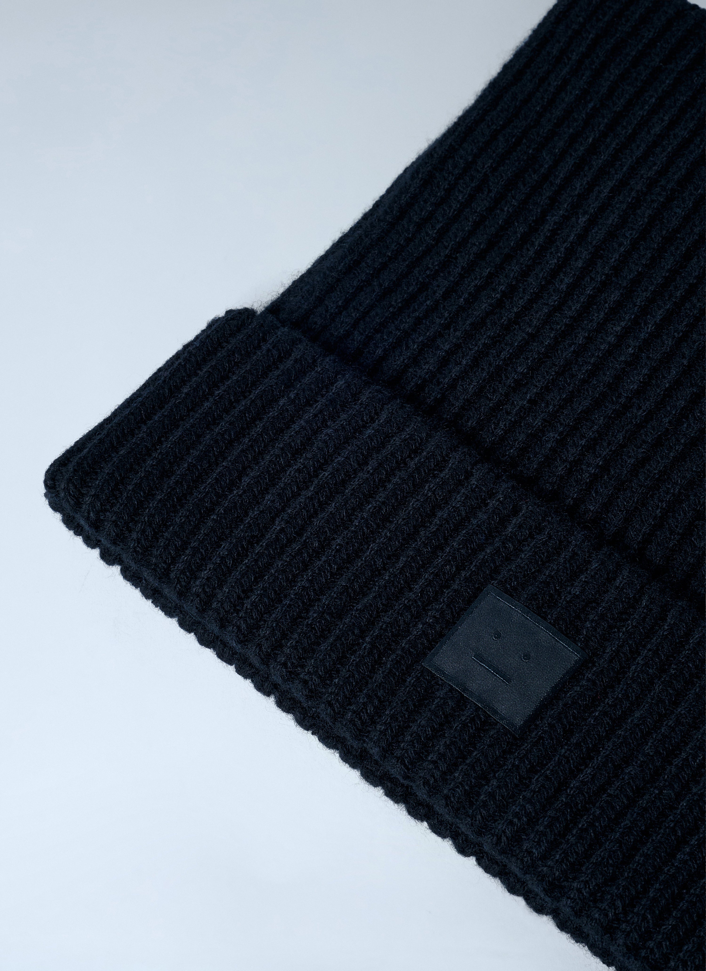Face logo square beanie hat