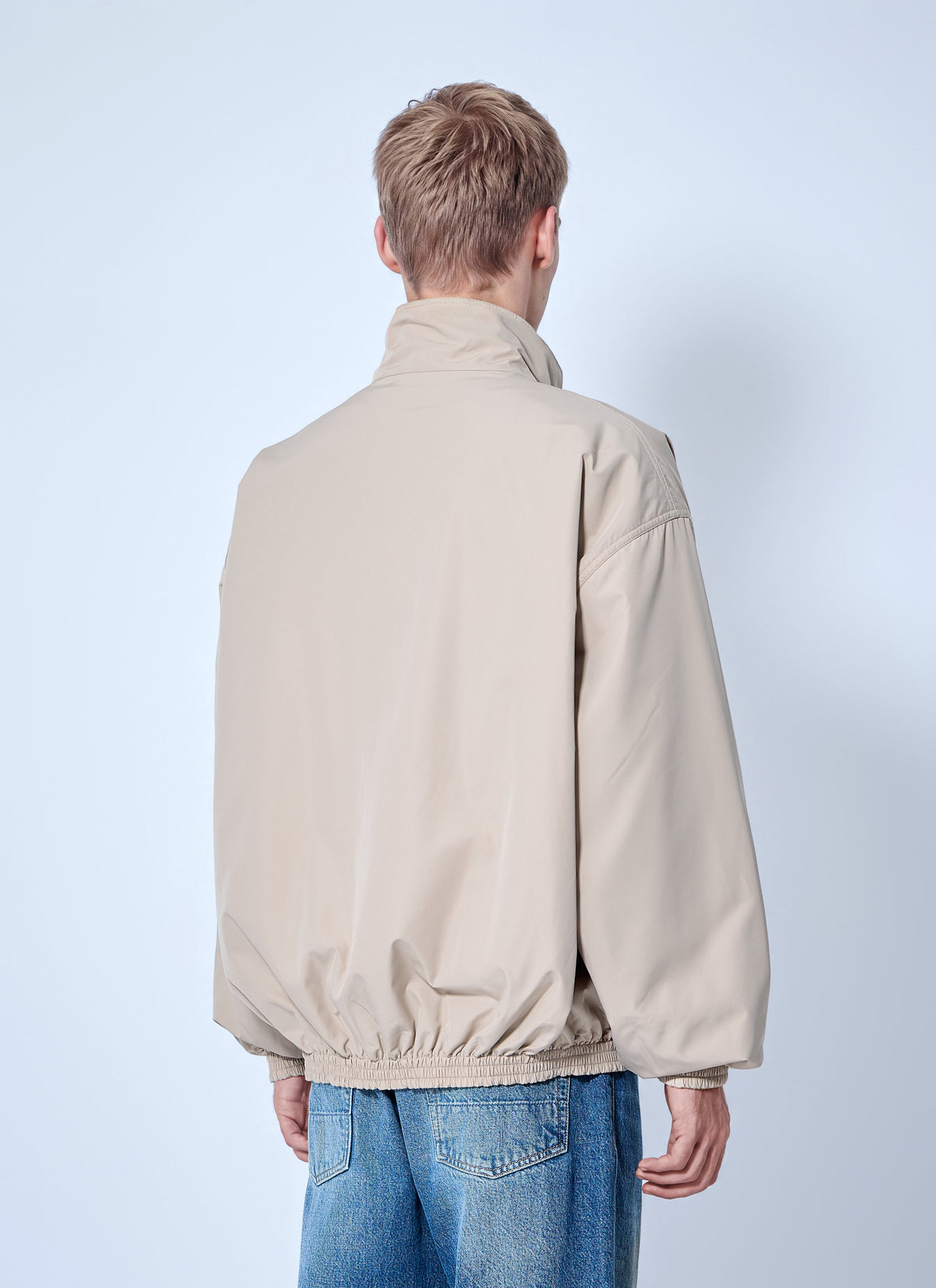 Reversible zip-up jacket